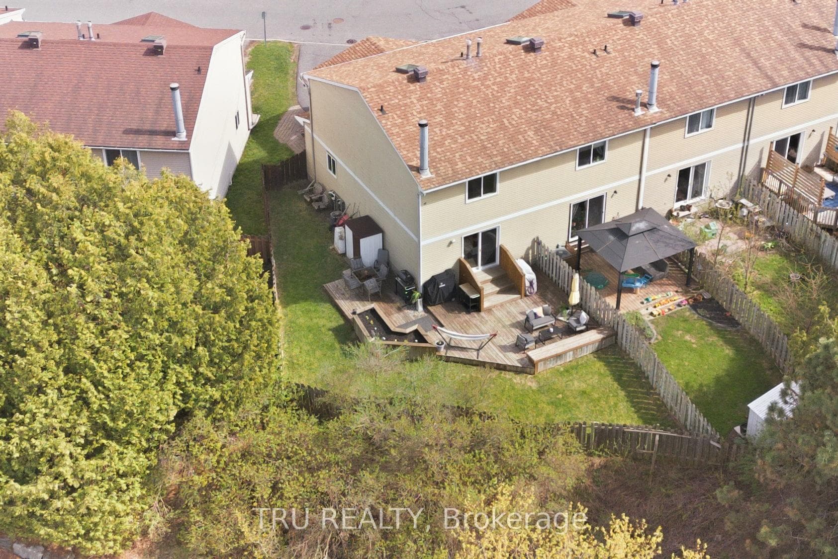 343 Monica Crescent Unit 18 photo 43