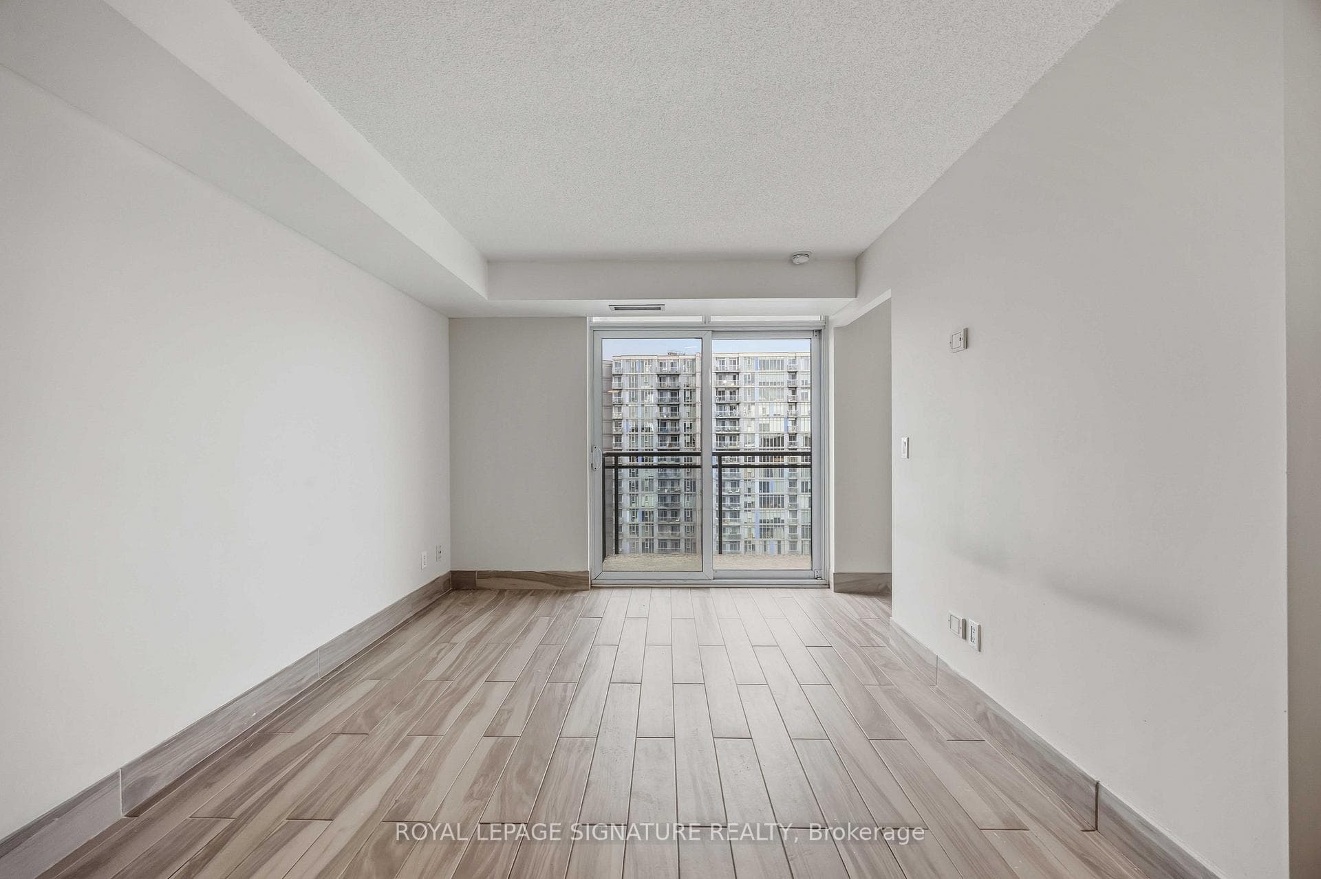 38 Joe Shuster Way Unit 1625 photo 26