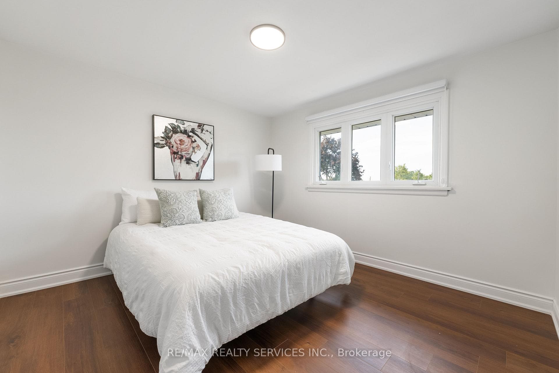 54 Orphir Road photo 23