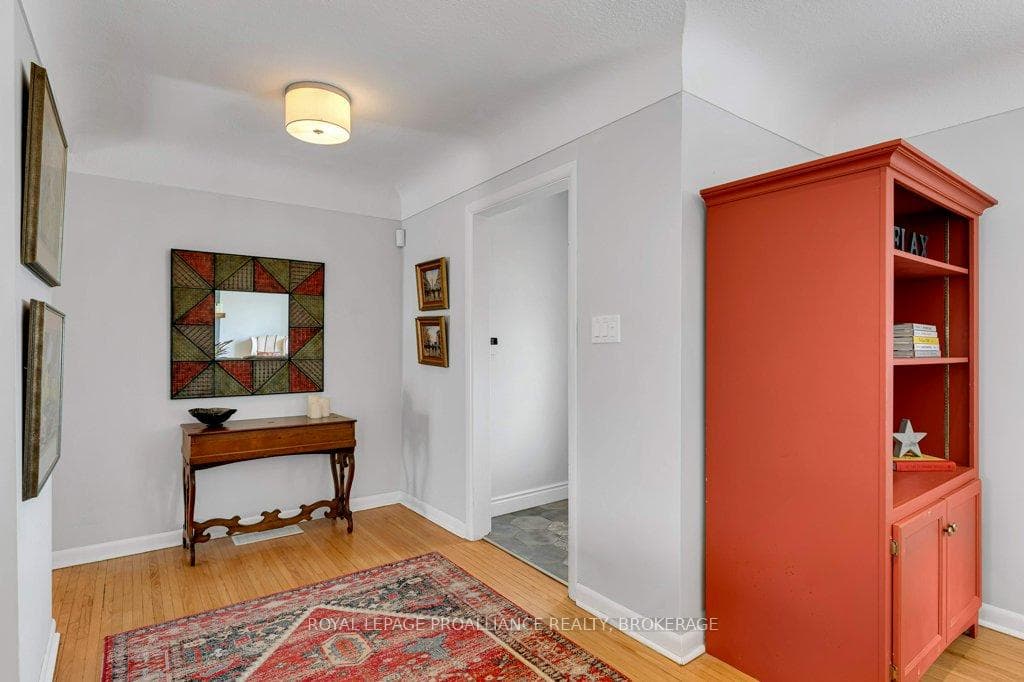 302 Arrowhead Place photo 8