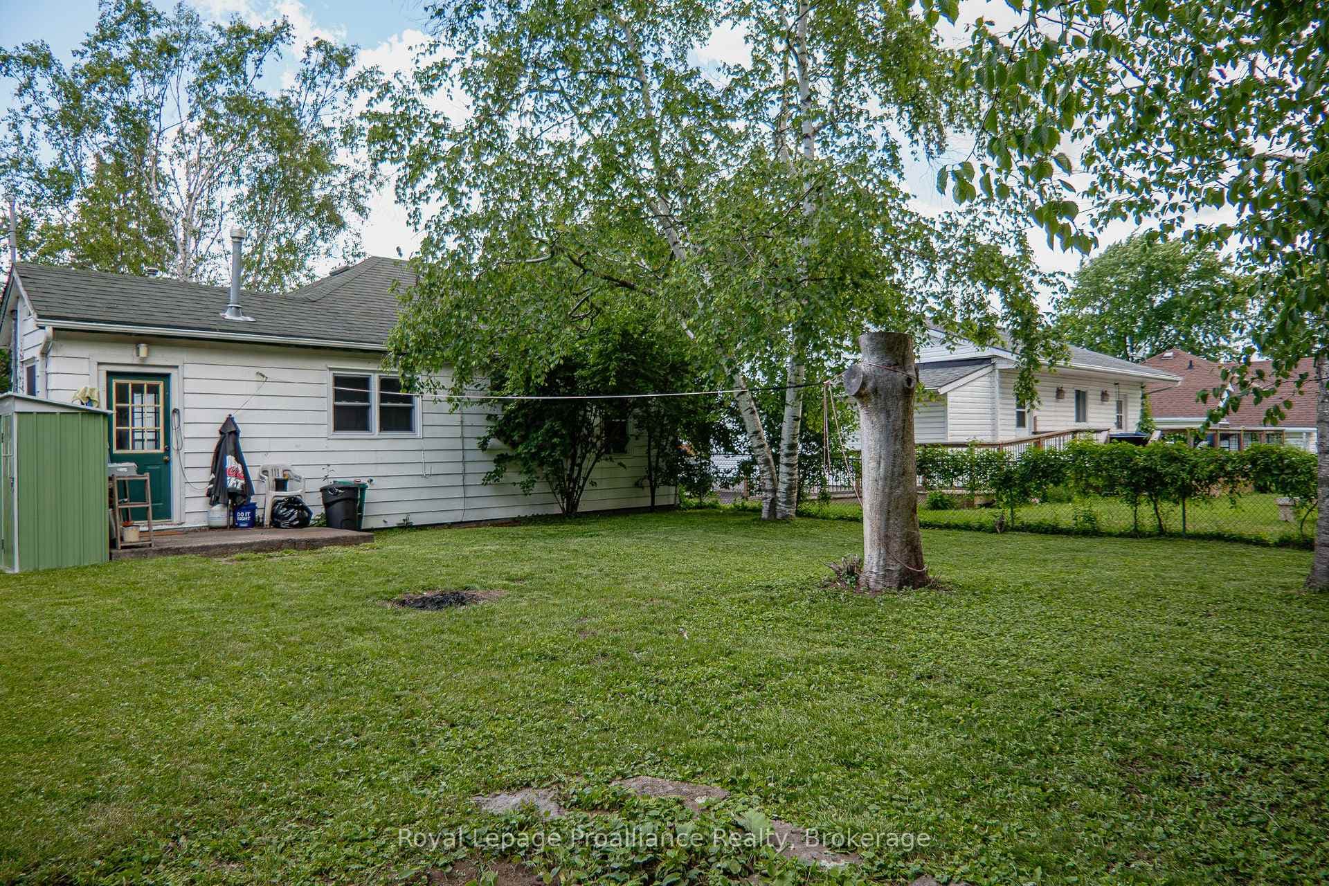 45 Valleyview Crescent photo 9