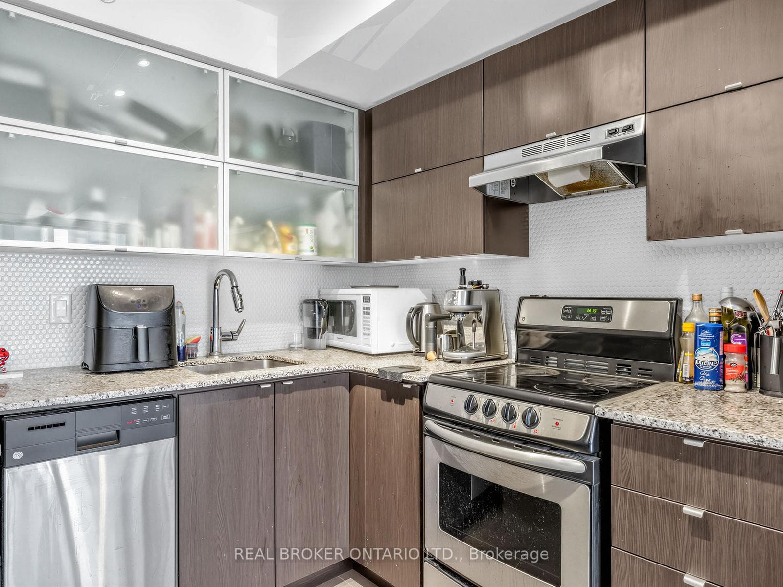 170 Fort York Boulevard Unit 407 photo 19