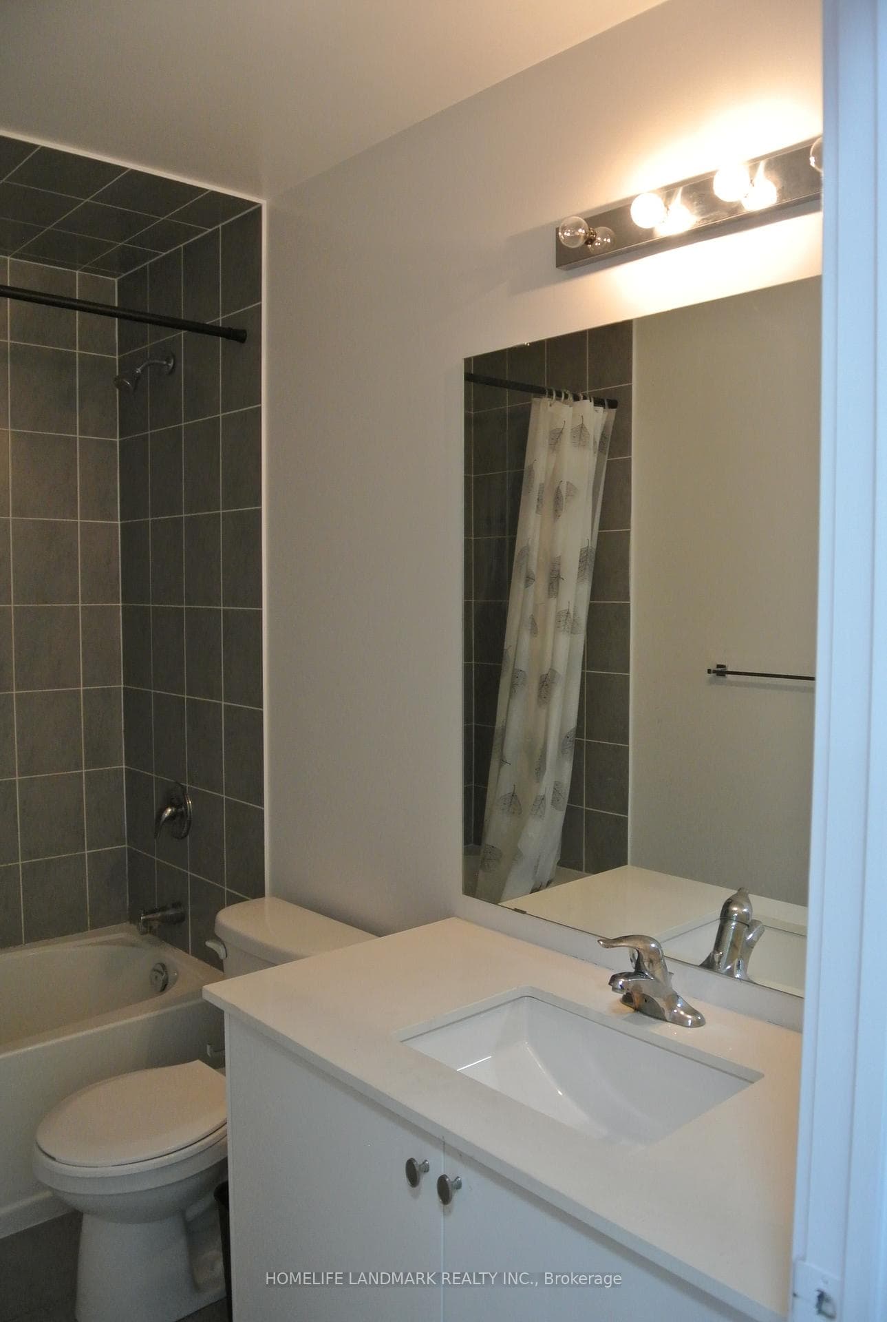 17 Seymour Street photo 5