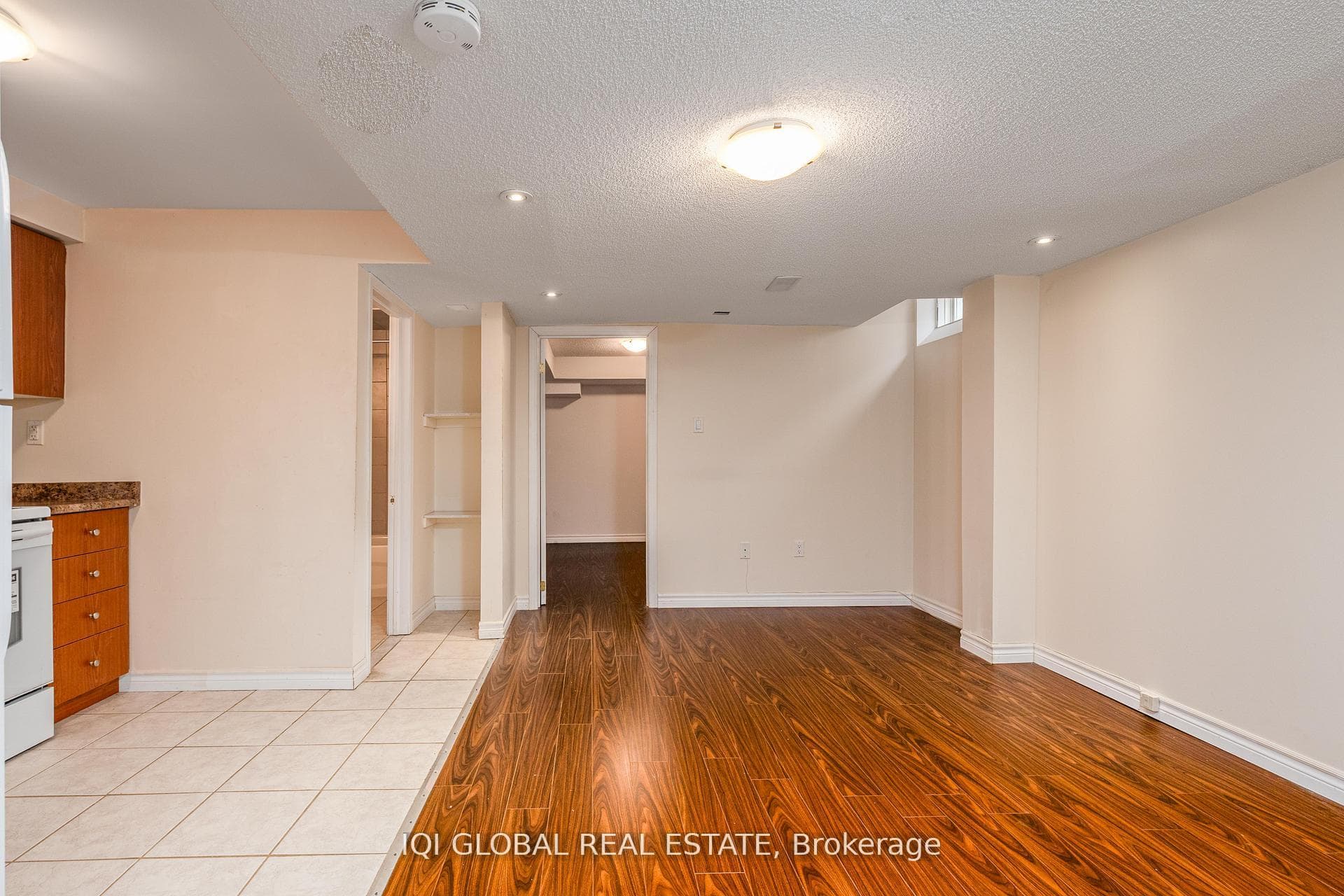 7493 Saint Barbara Boulevard photo 28