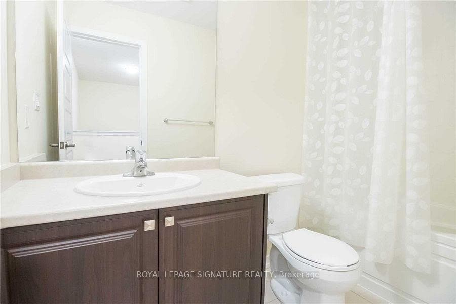 76 Scarletwood Street photo 25