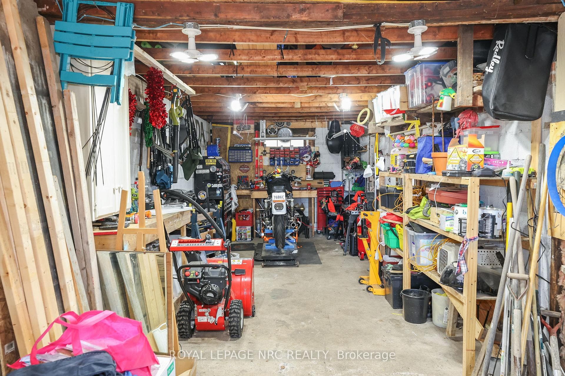 14 Huron Street photo 39