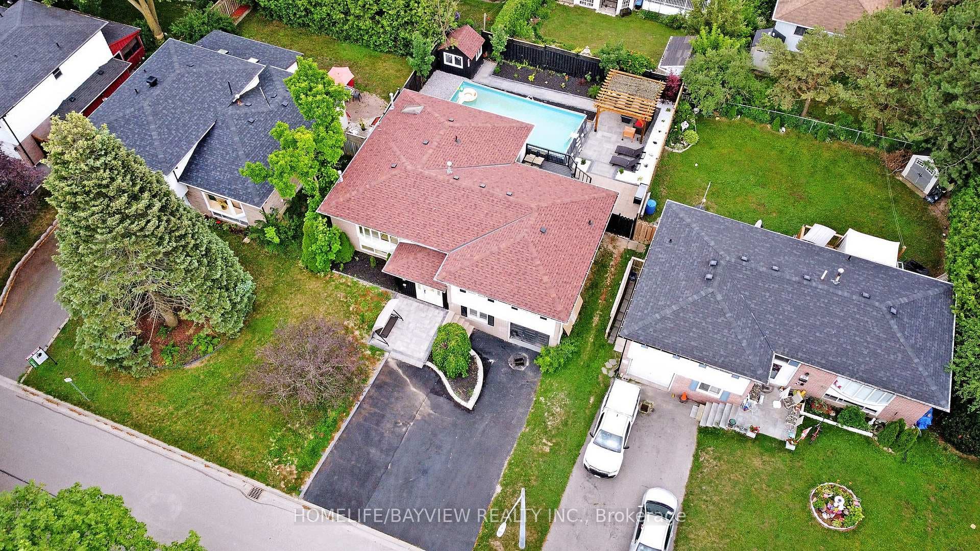 27 Hill Drive photo 42