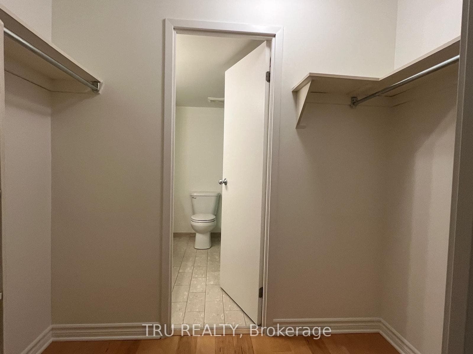 1025 Grenon Avenue Unit 609 photo 26