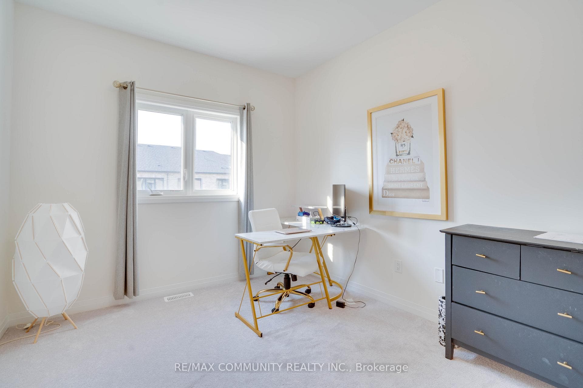 6 Bromfield Street photo 20