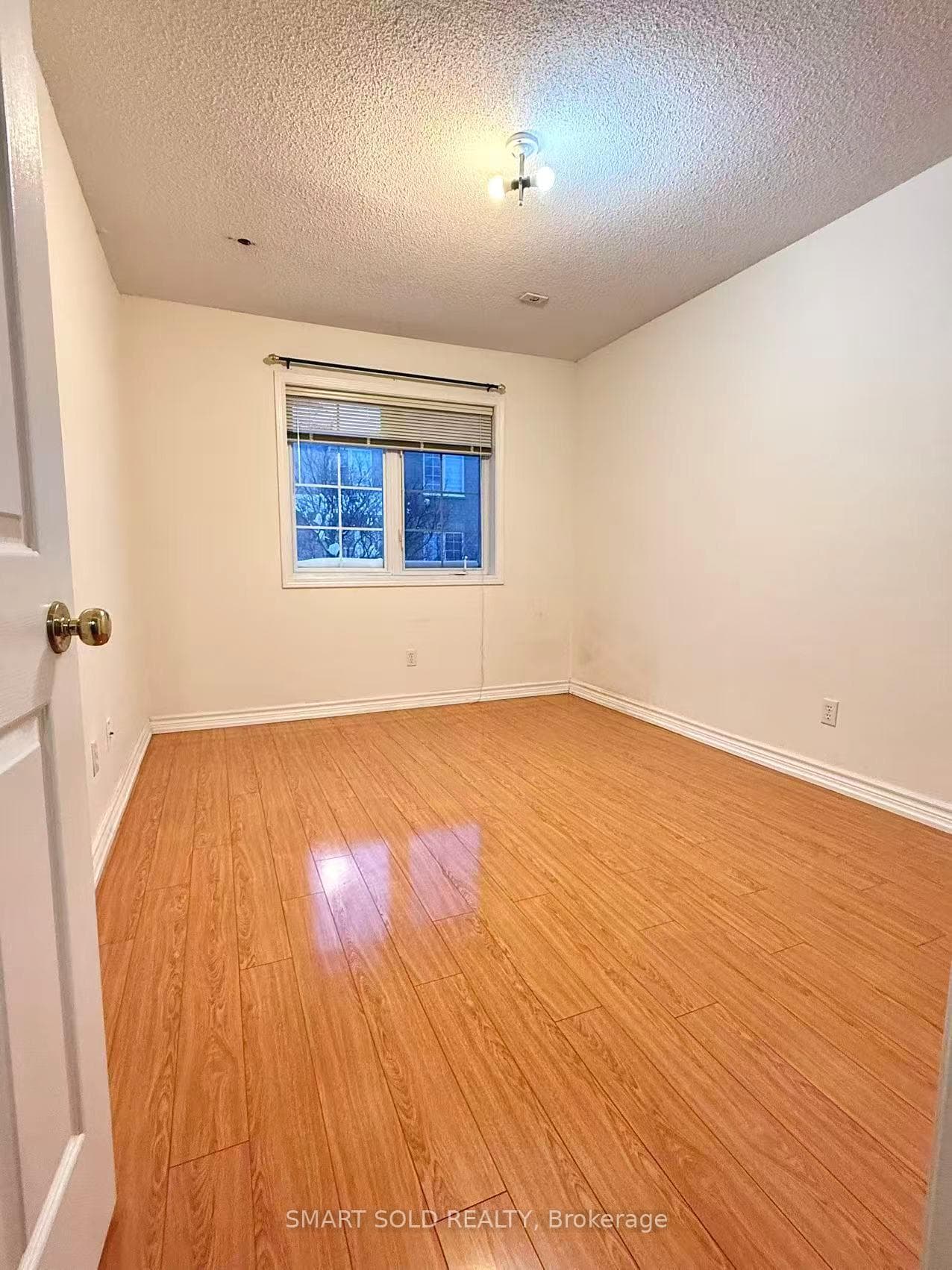5 St Moritz Way Unit 18 photo 7