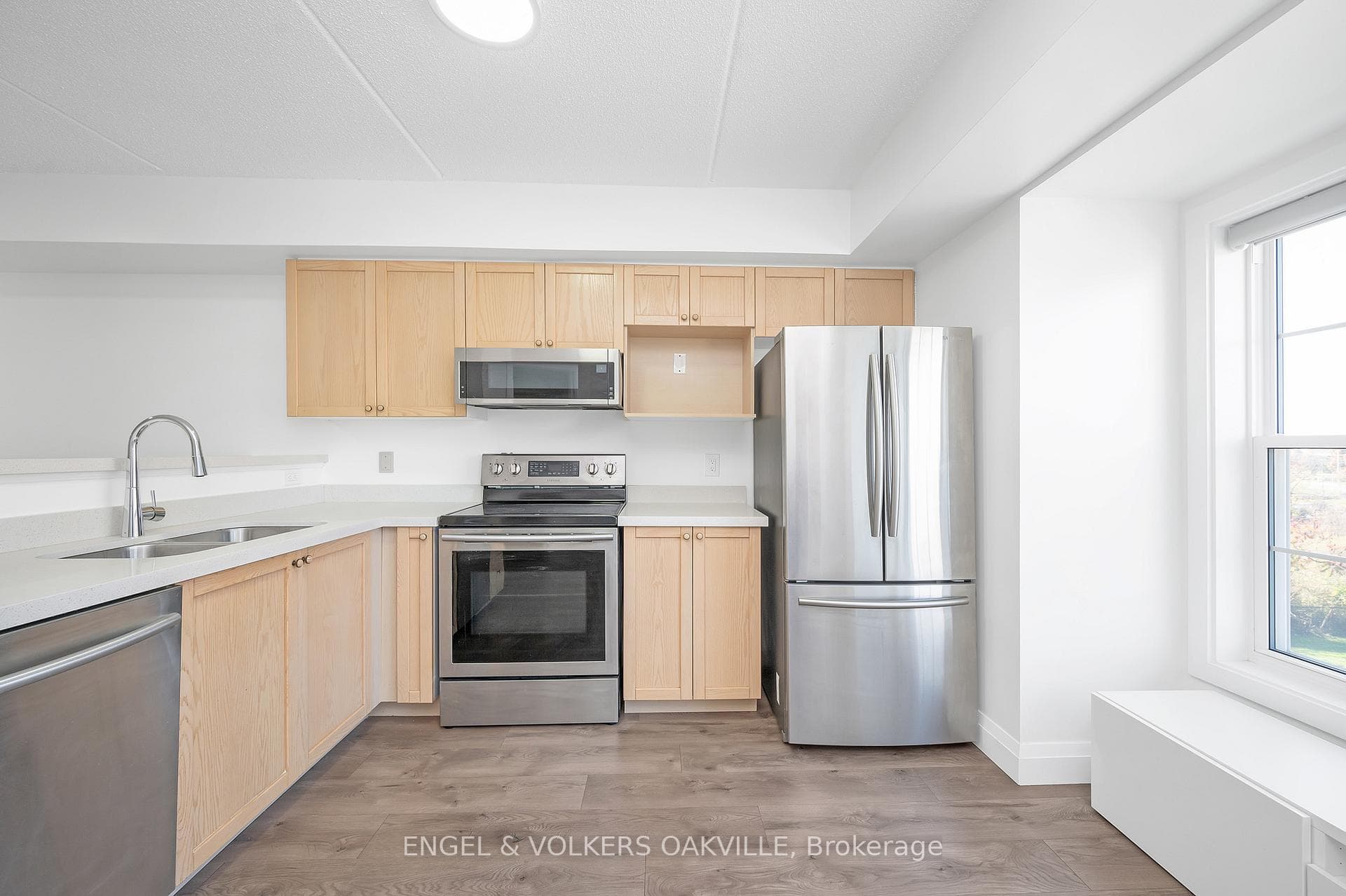 1470 Bishops Gate Unit 311 photo 11