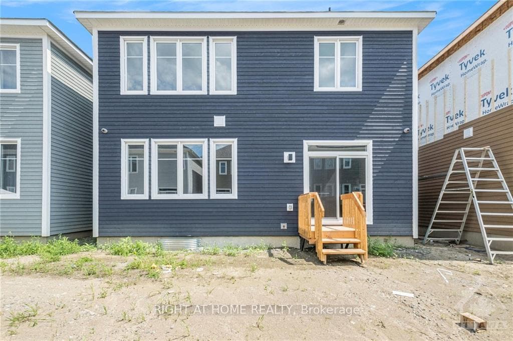 79 HACKAMORE Crescent photo 17