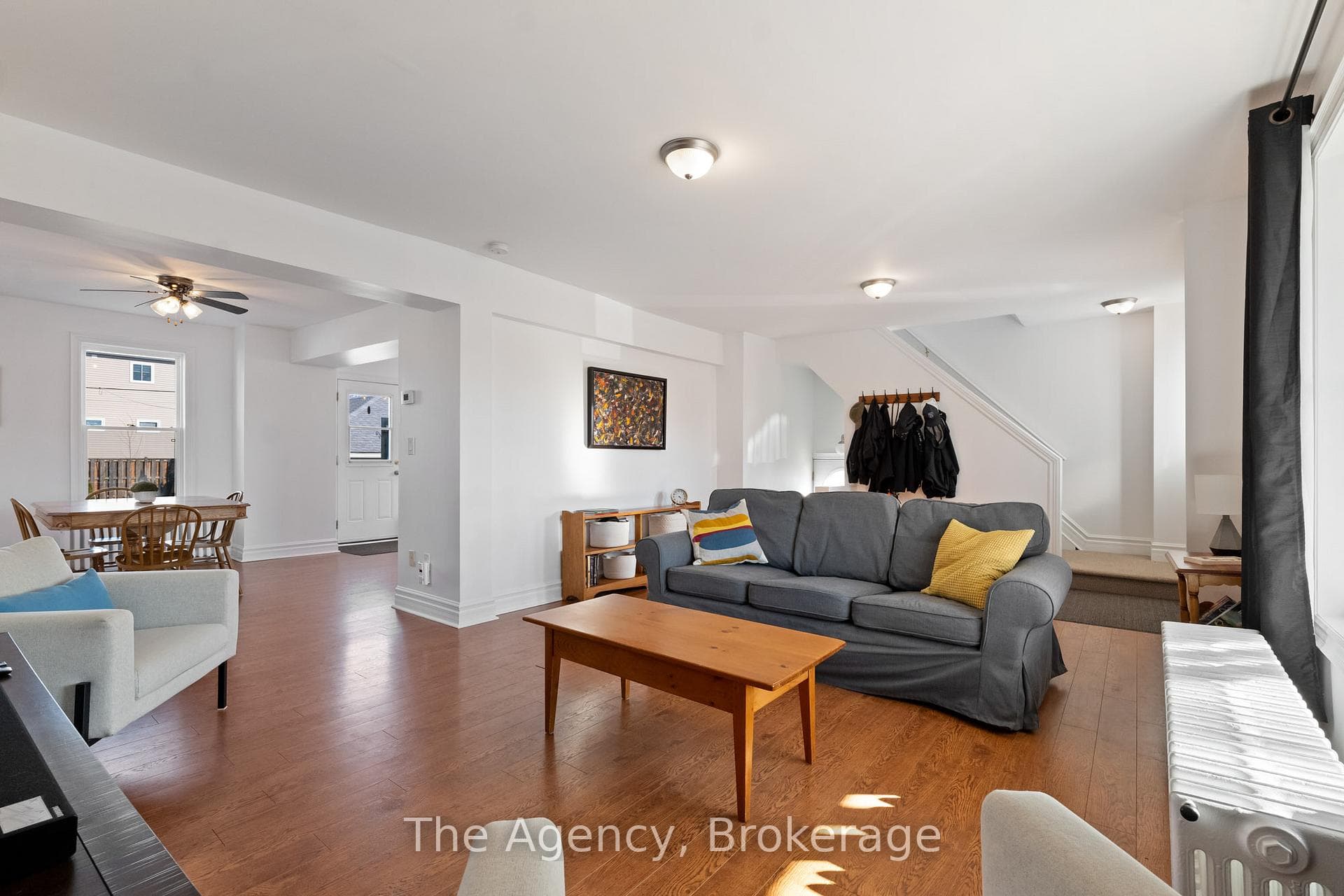 443 Davis Street photo 7