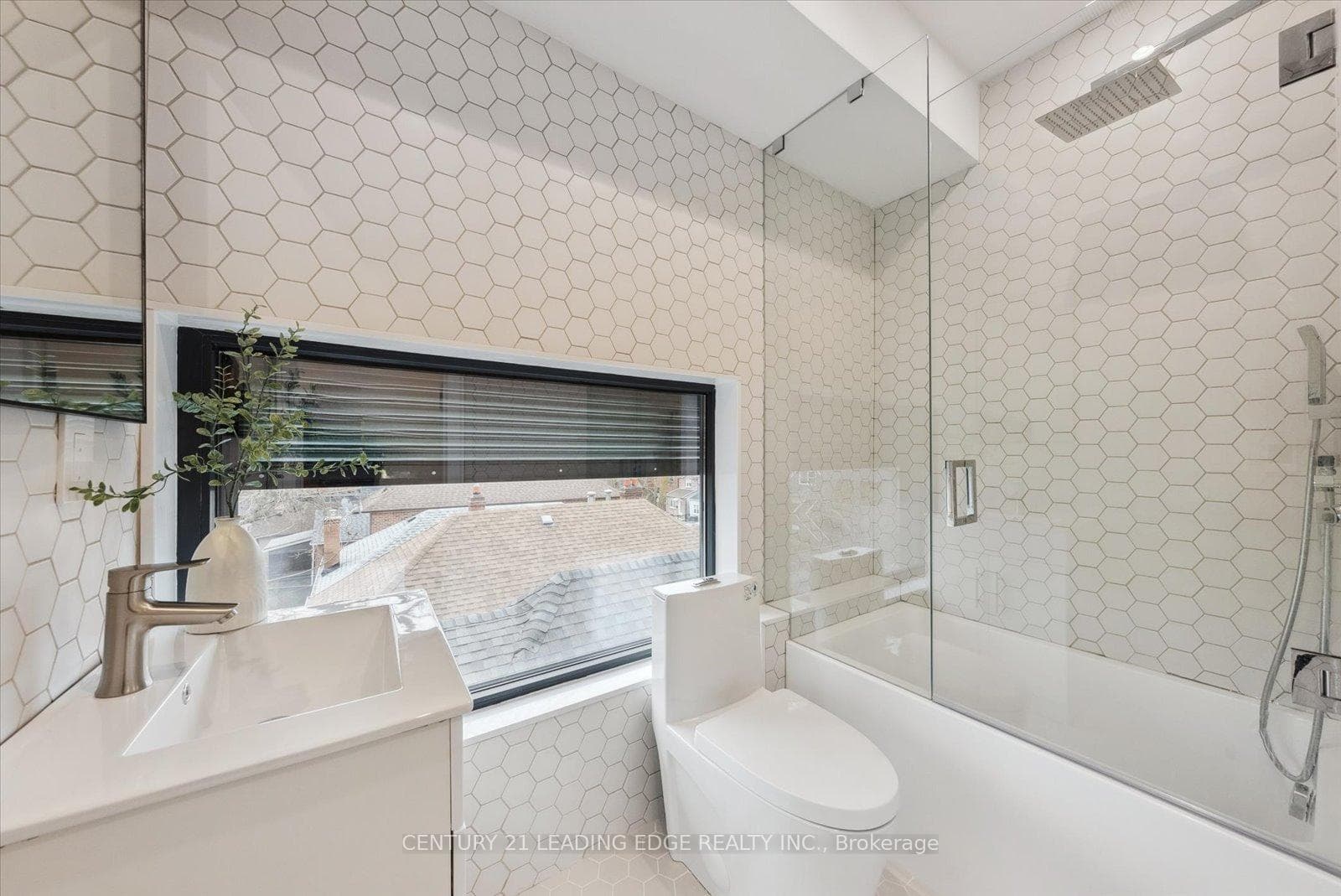 257 Robina Avenue photo 40