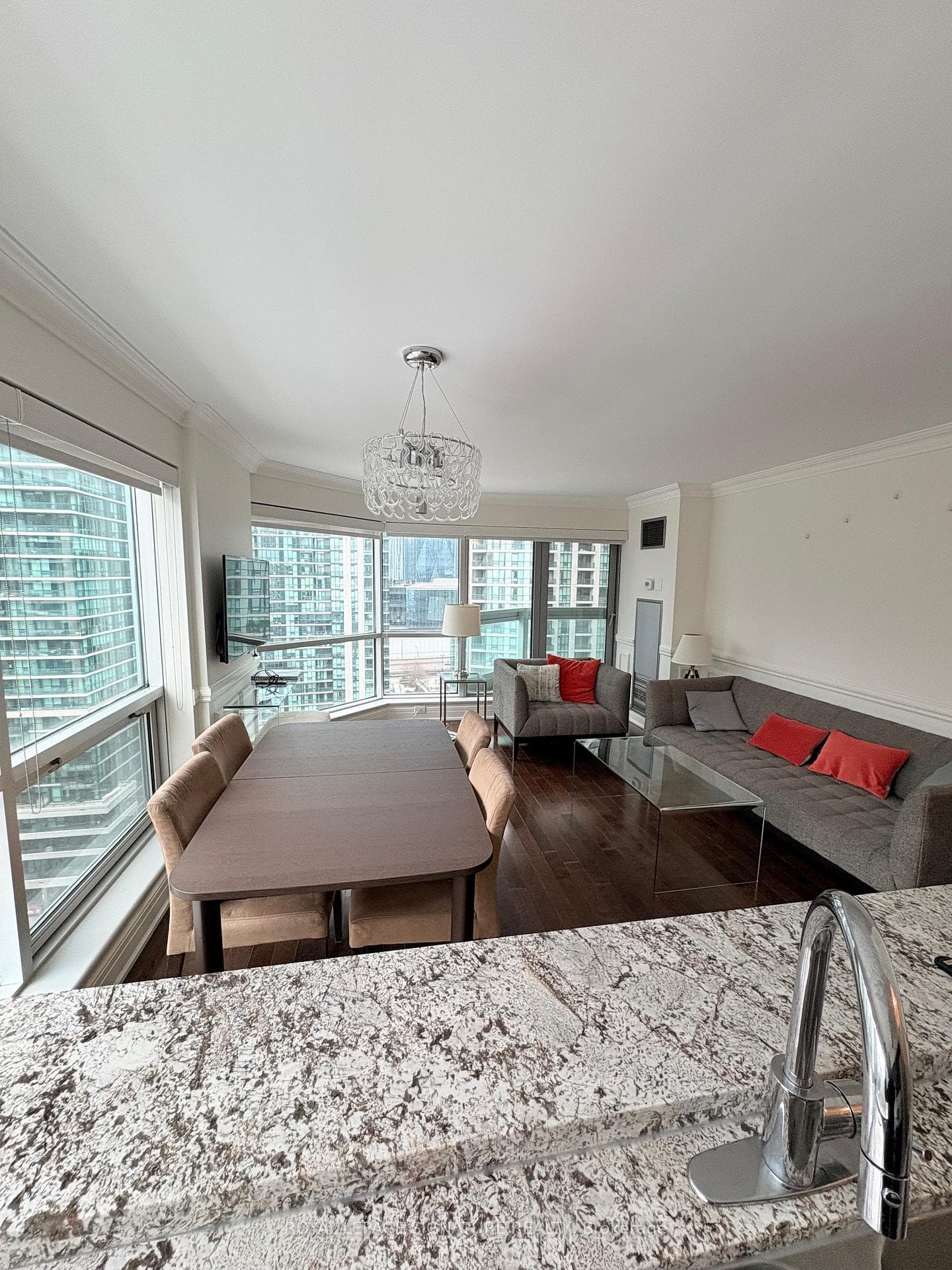 10 Queens Quay Unit 1810 photo 5