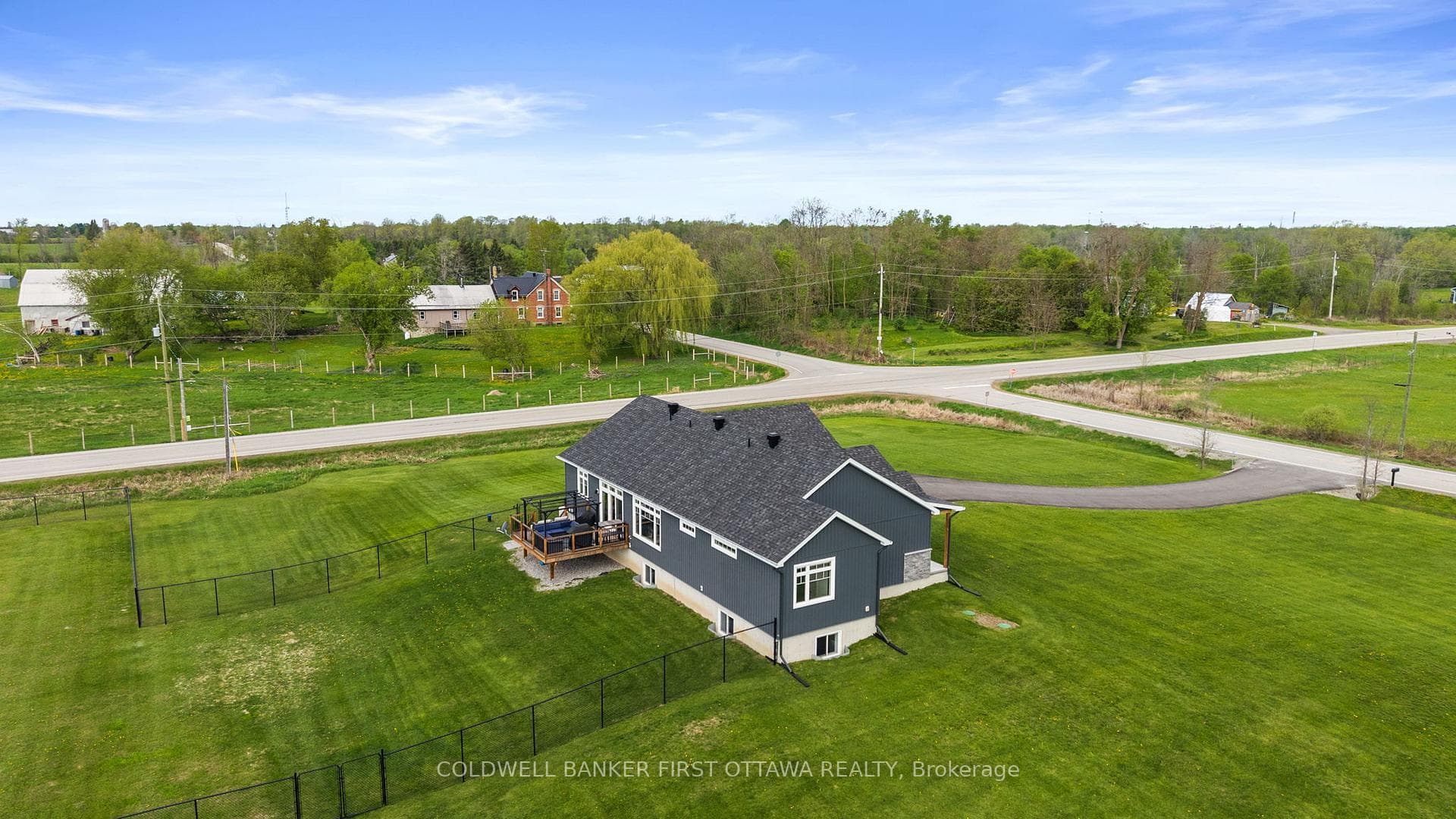 1027 MATHESON Drive photo 33