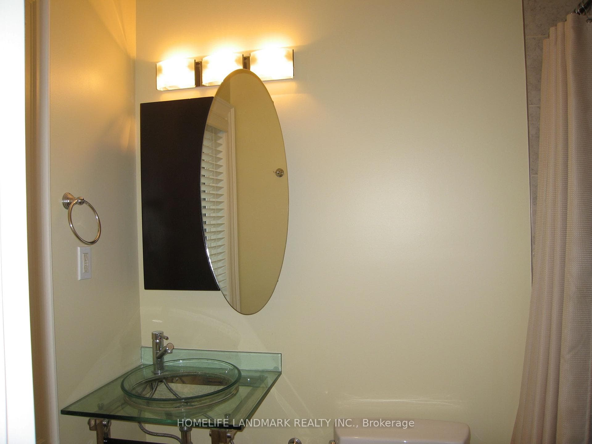 105 Mckee Avenue photo 16