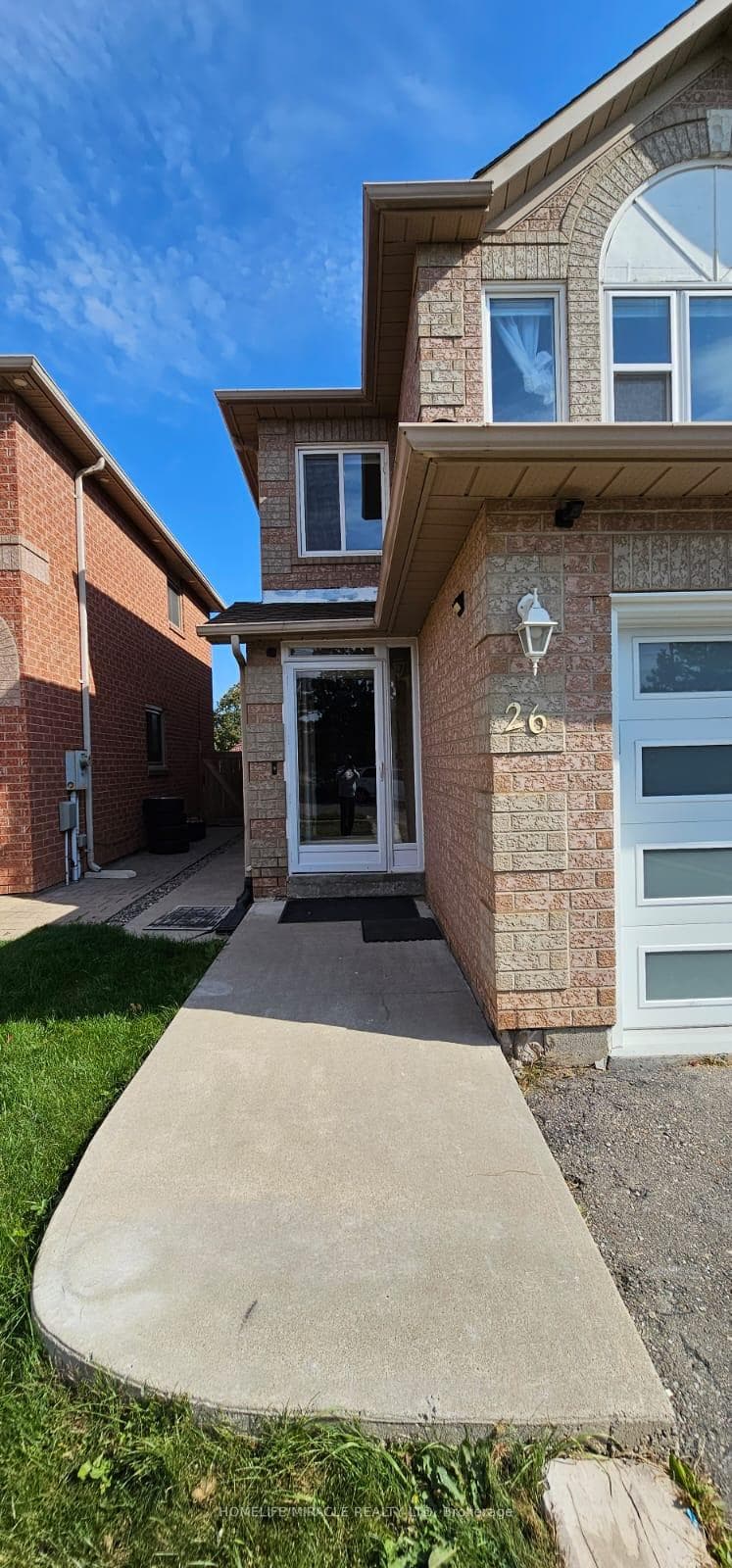 26 Fairbank Court photo 38