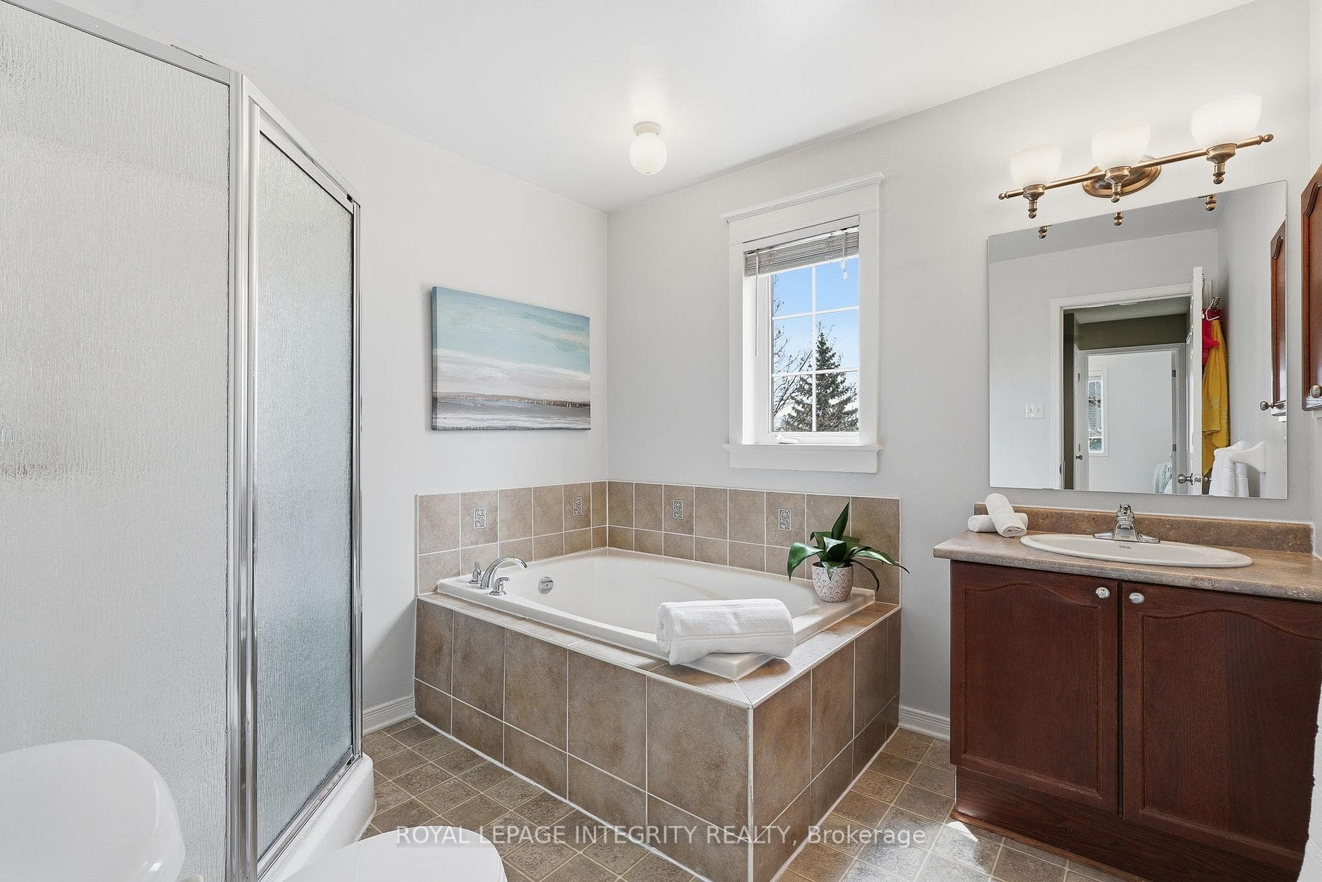 1073 Brasseur Crescent photo 21