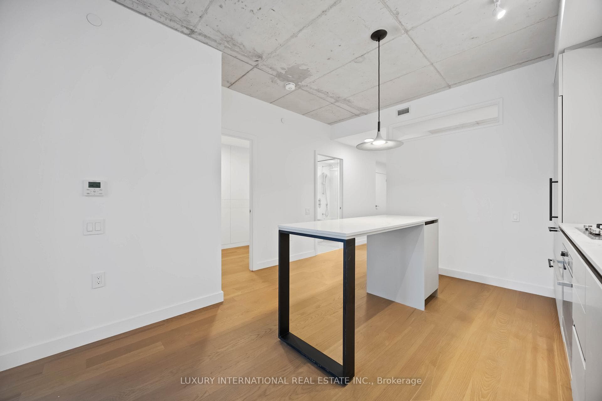 1720 Bayview Avenue Unit 320 photo 28