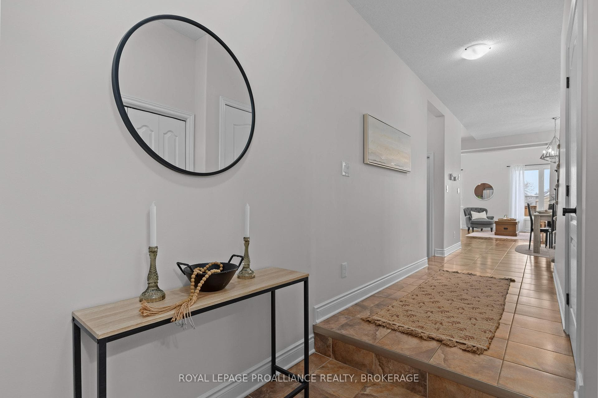 1290 Atkinson Street photo 4
