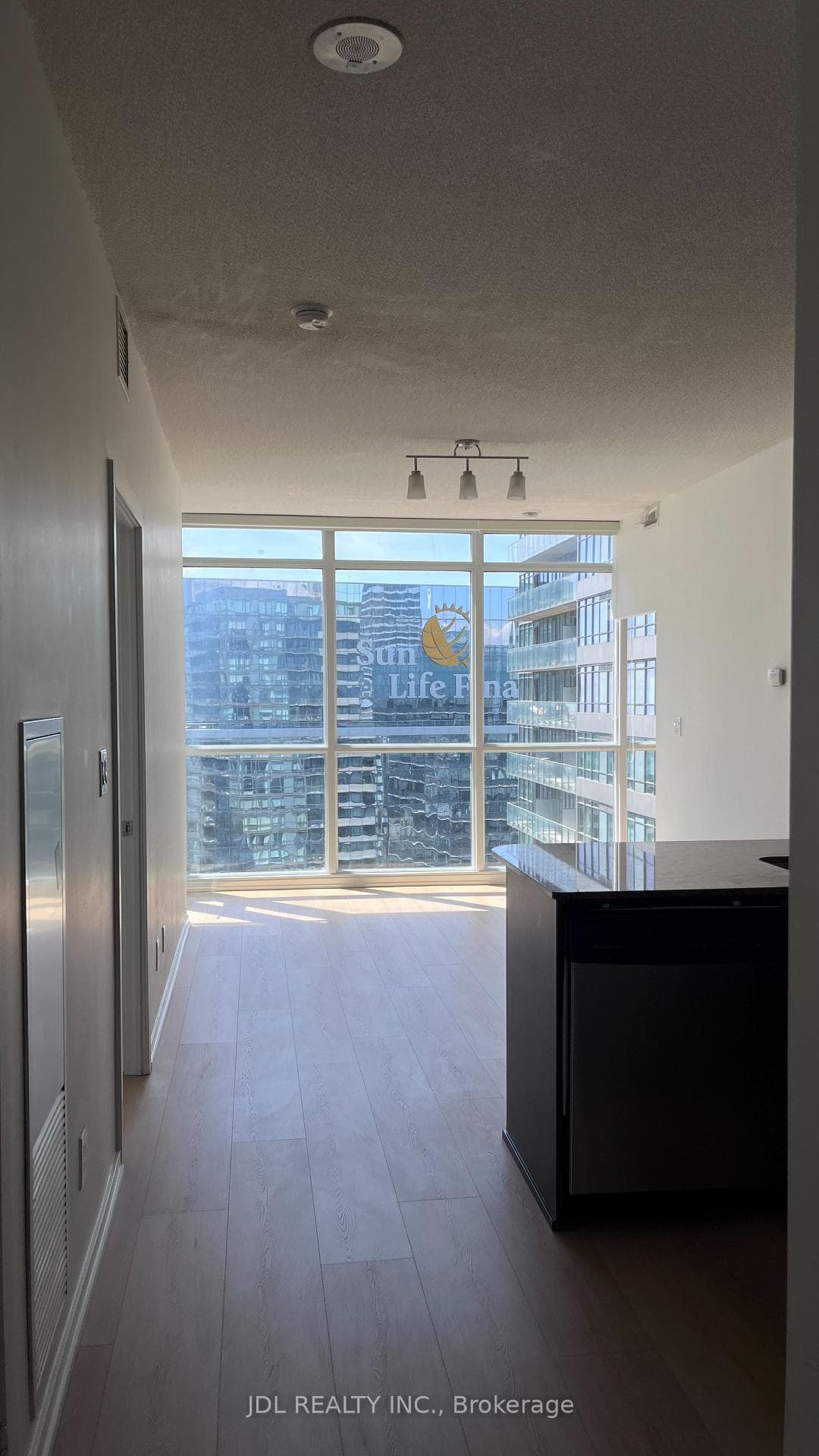 65 Bremner Boulevard Unit 4501 photo 2