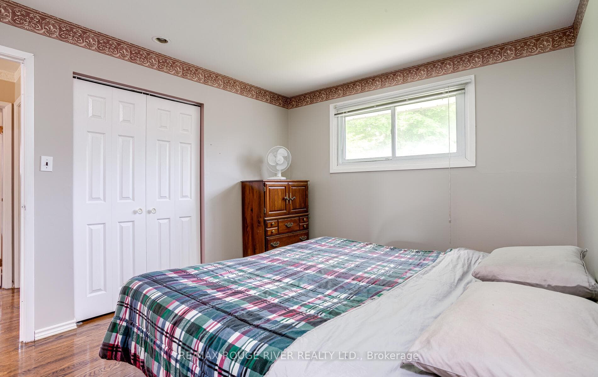 690 Central Park Boulevard photo 16