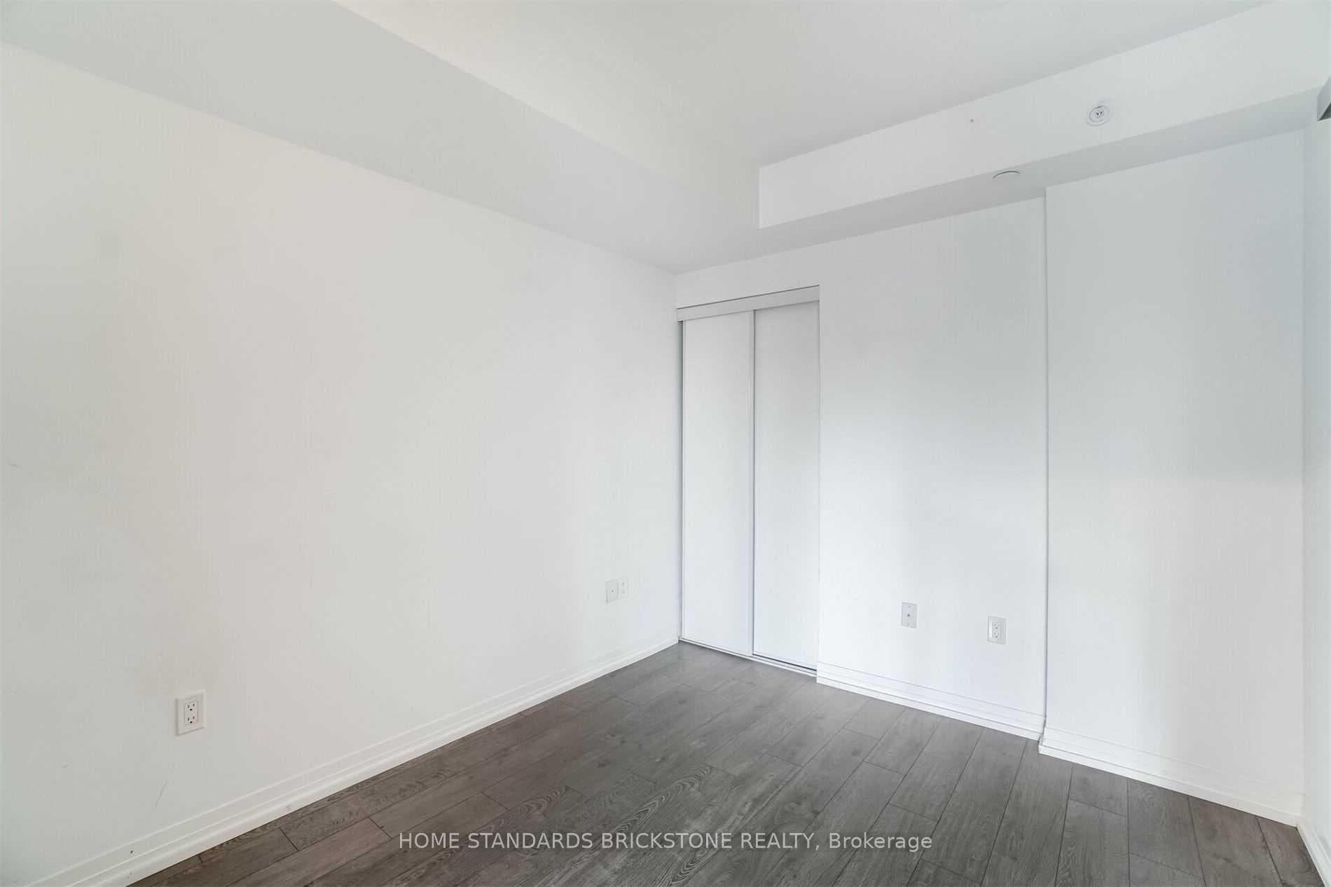 251 Jarvis Street Unit 629 photo 13