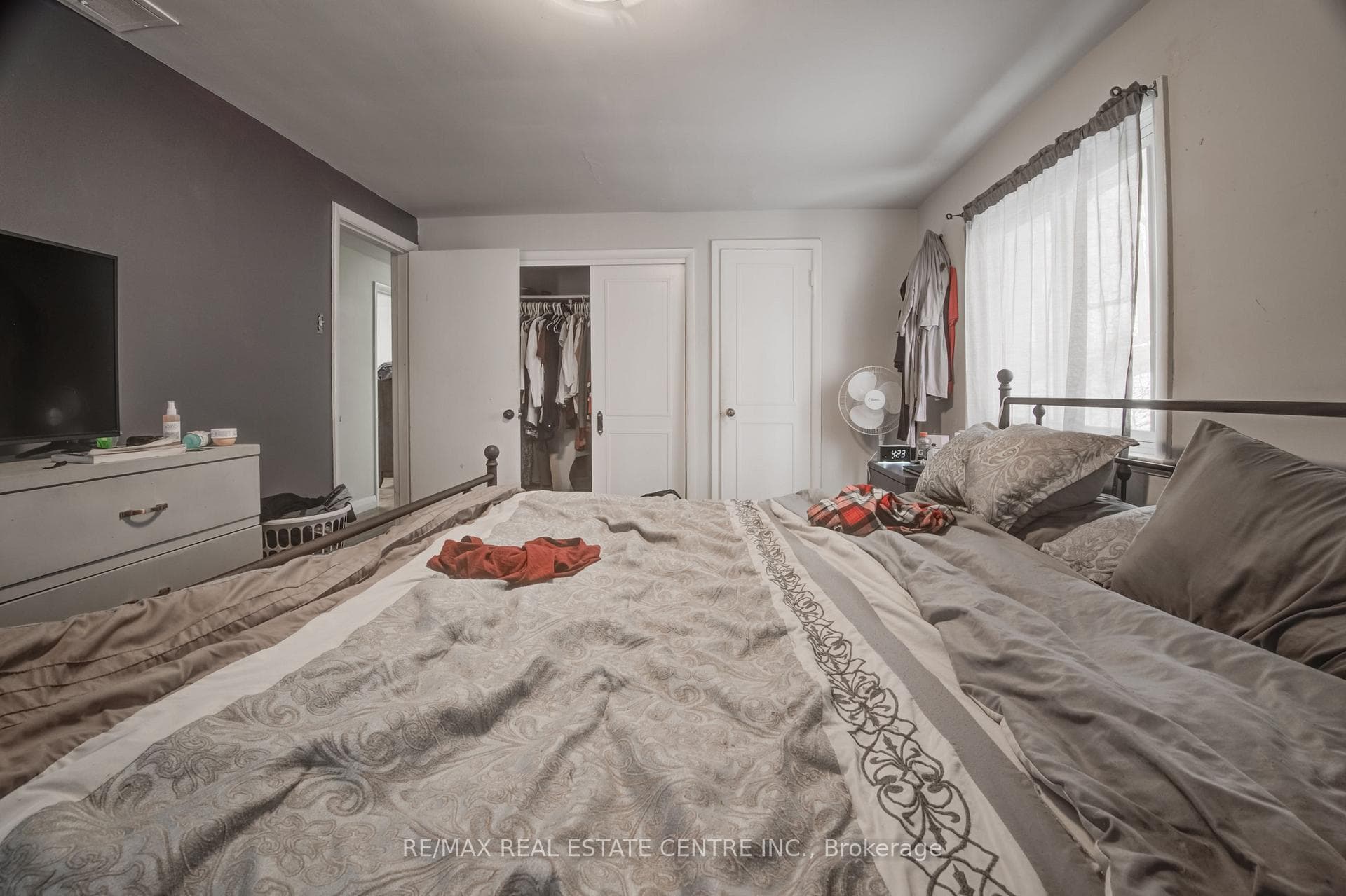 720 Fiddlers Green Road photo 25