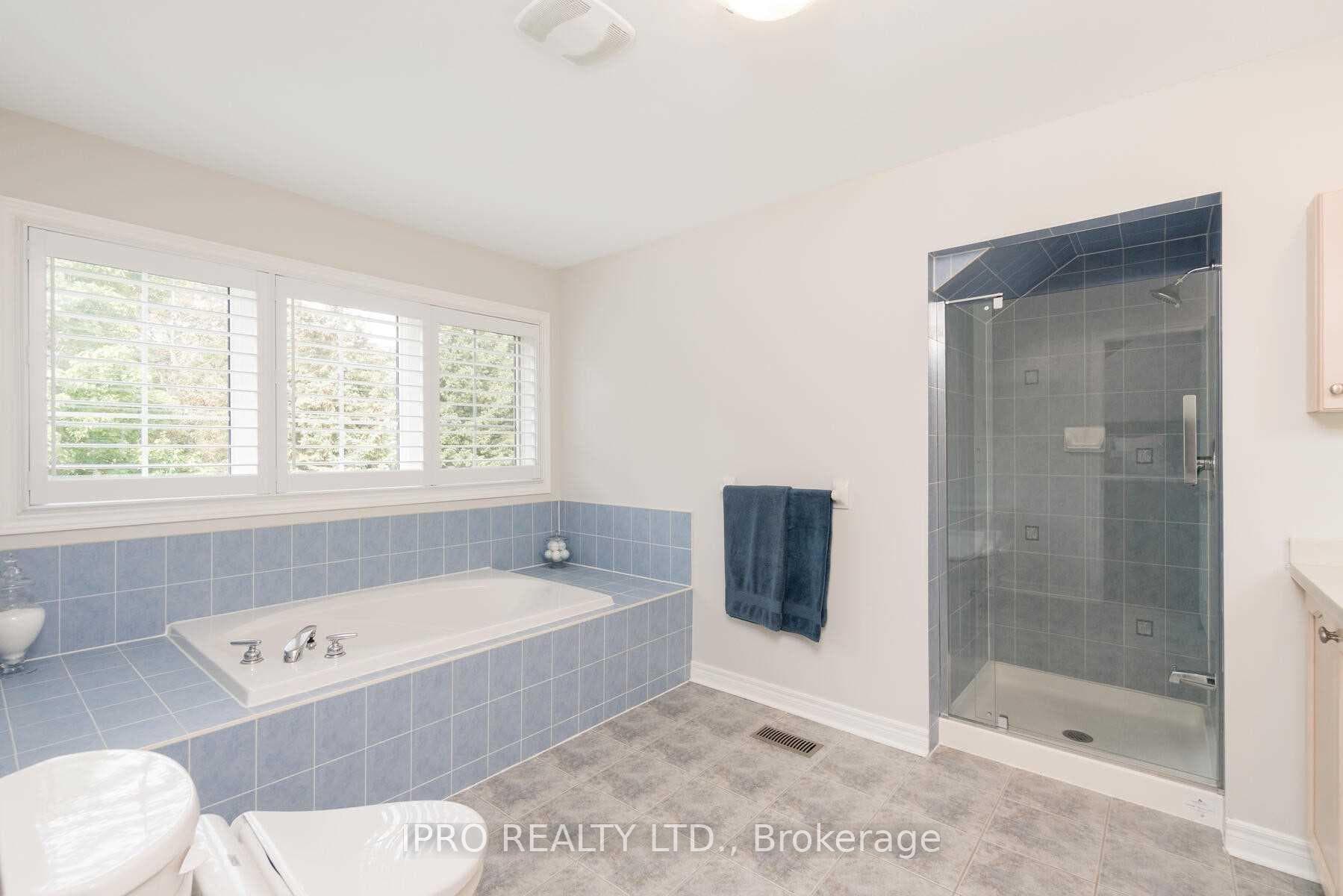 16 Shuter Lane photo 23