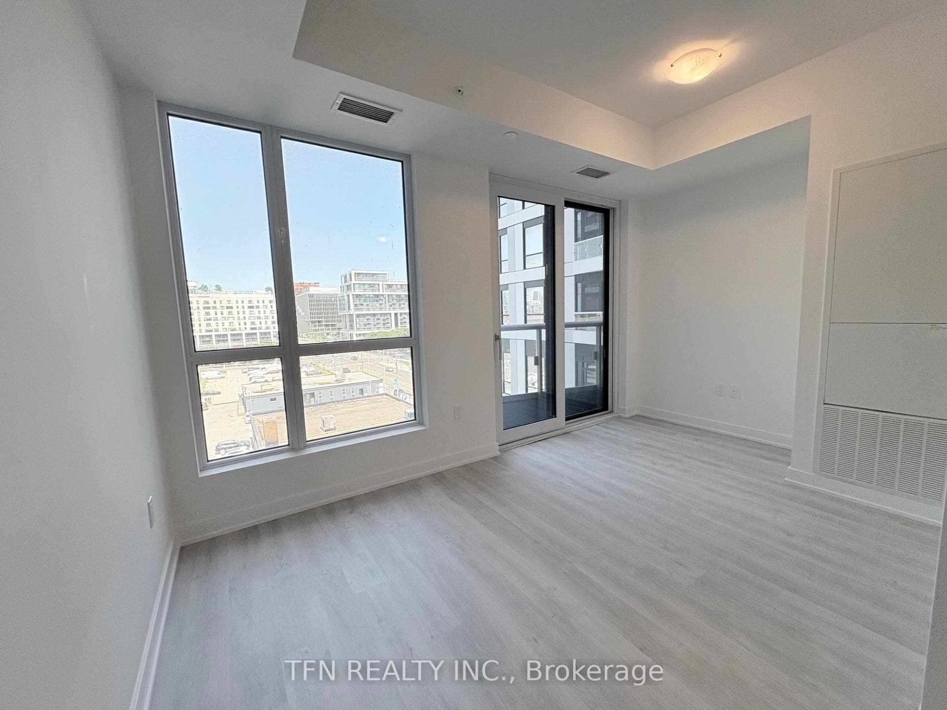 15 Richardson Street Unit 610 photo 5