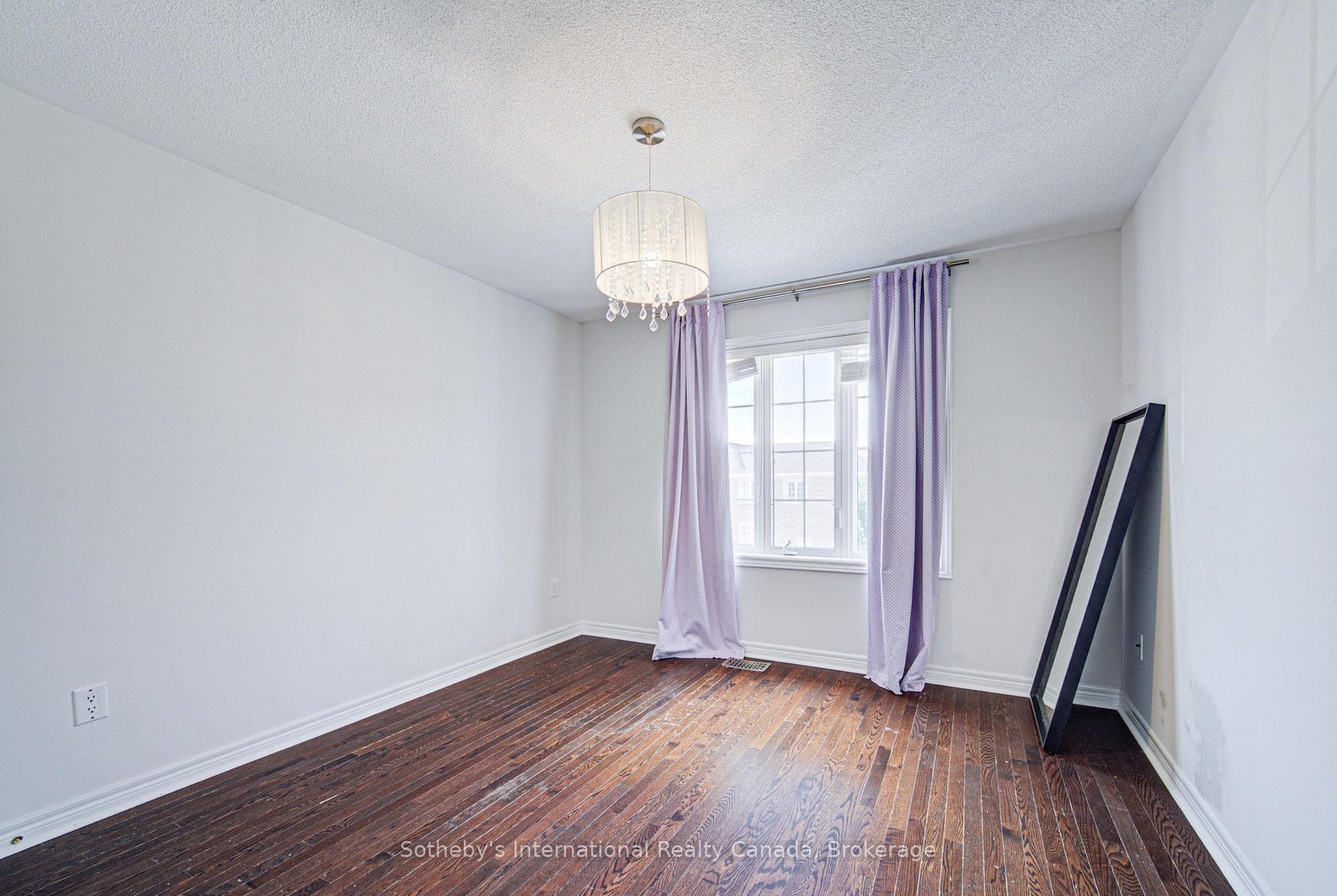 9 Aidan Drive photo 29