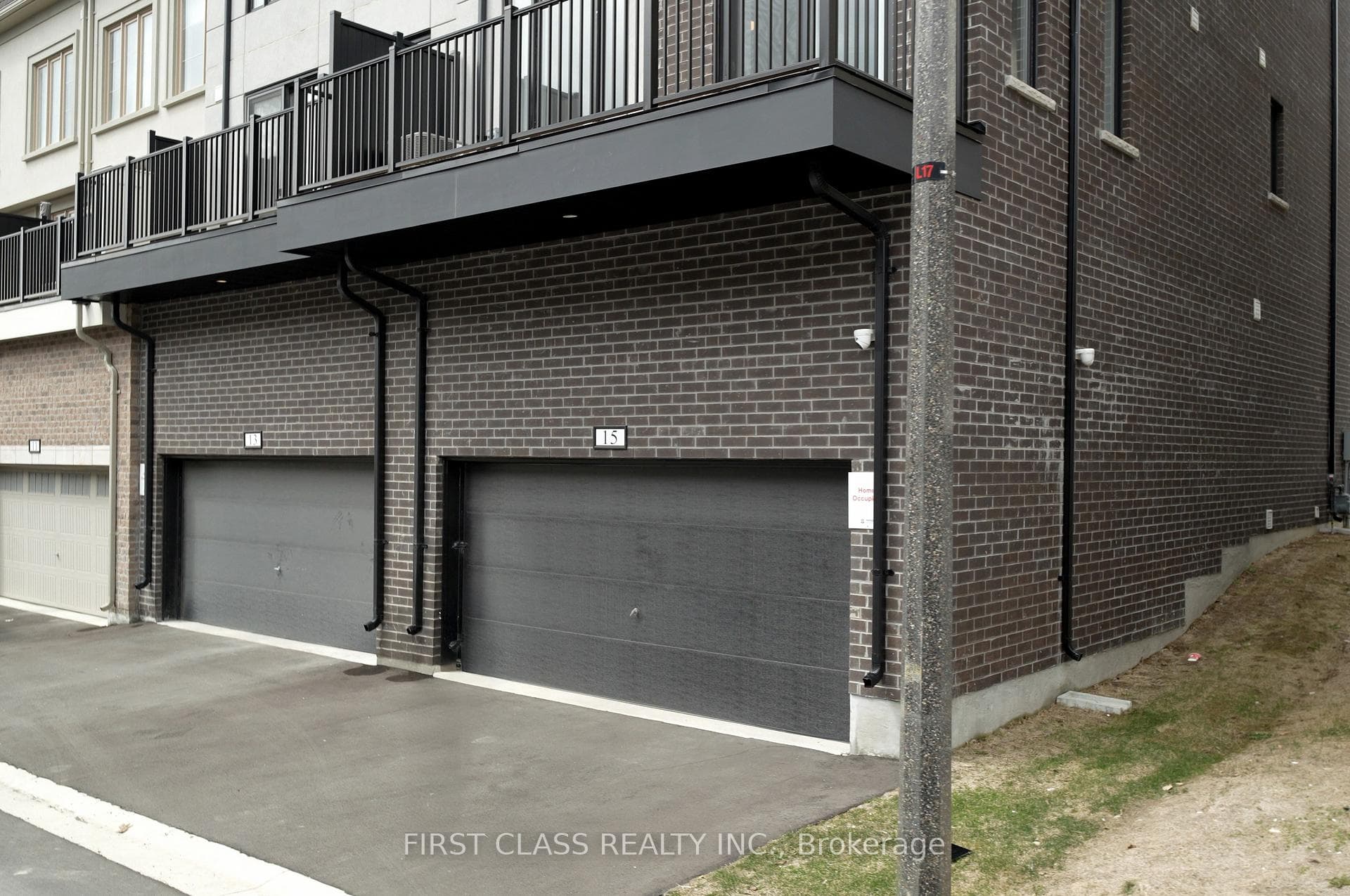 15 Guardhouse Crescent photo 50