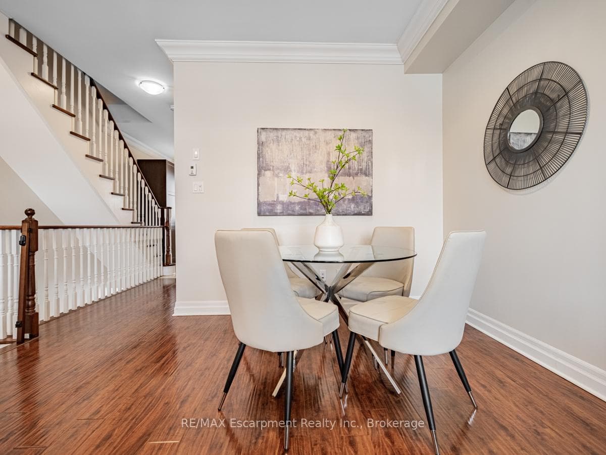 2157 Fiddlers Way photo 6