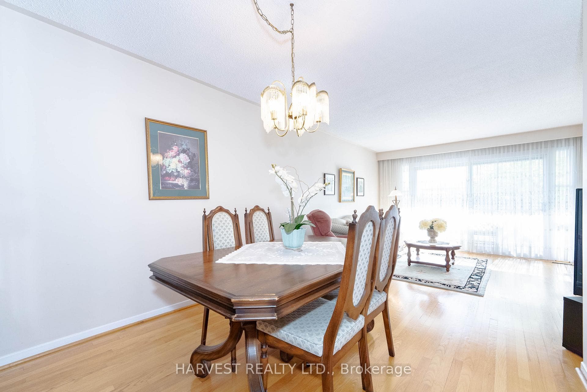 56 Mentor Boulevard photo 6