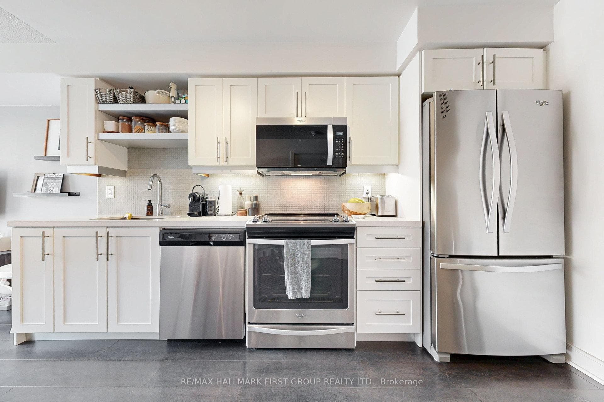 525 Adelaide Street Unit 312 photo 13
