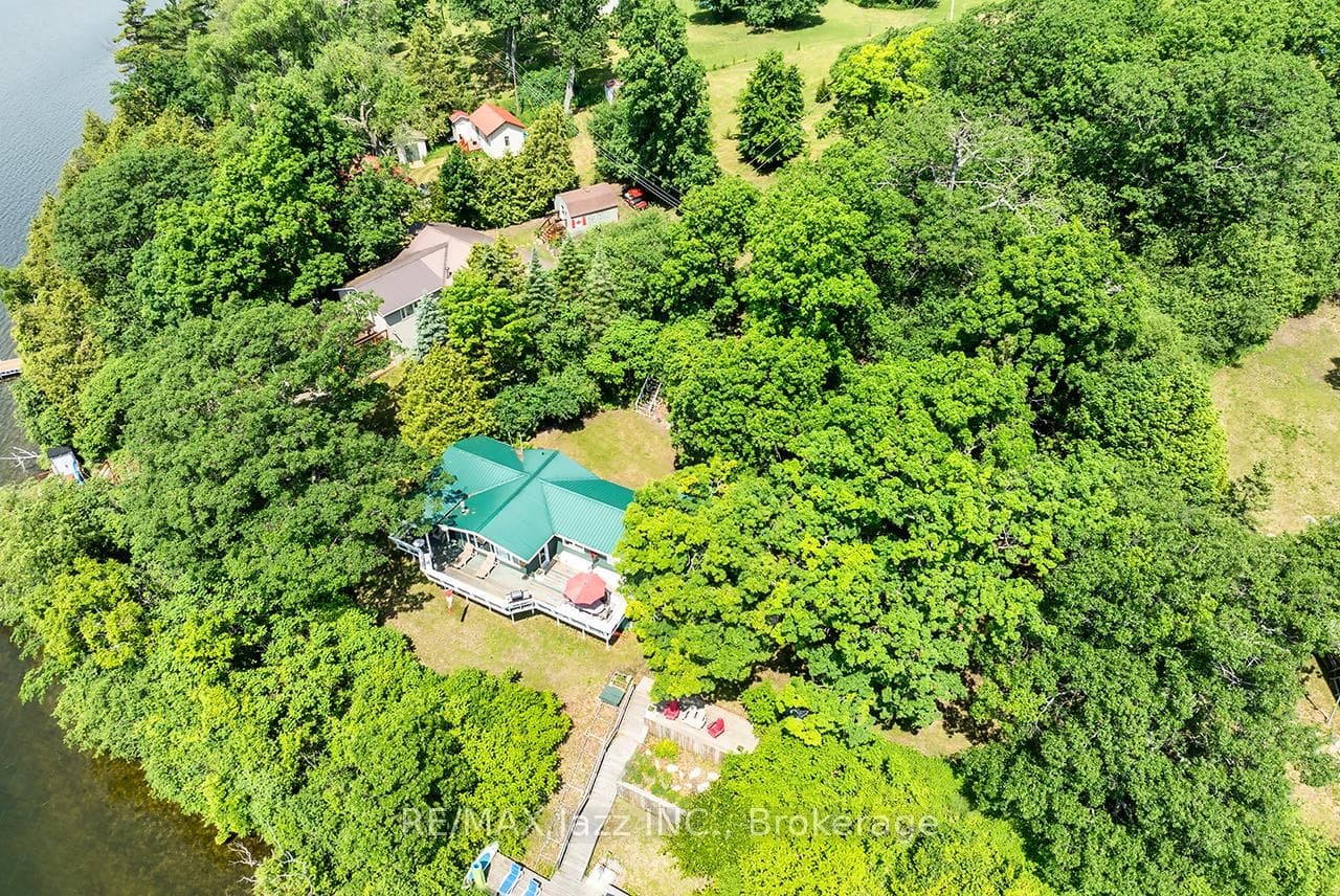 82 Cow Island photo 6