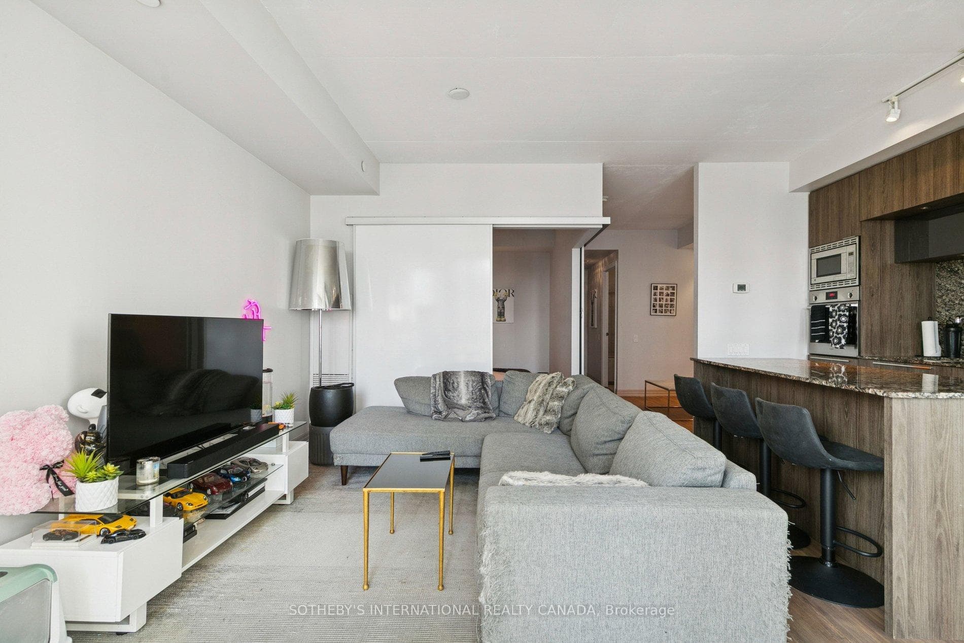 88 Blue Jays Way Unit 3604 photo 32