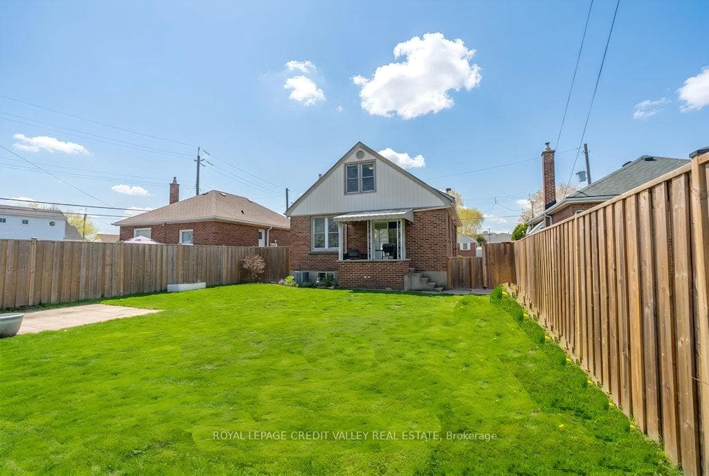 117 Glencarry Avenue photo 38