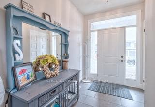 2091 Wateroak Drive photo 2