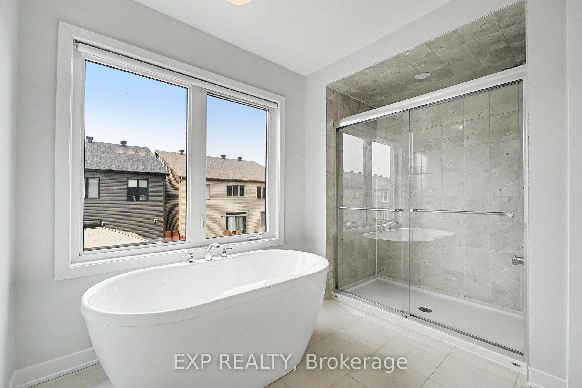 818 Crossgate Street photo 23