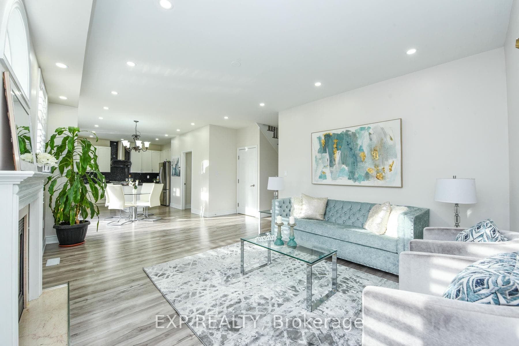 63 Lightheart Drive photo 6