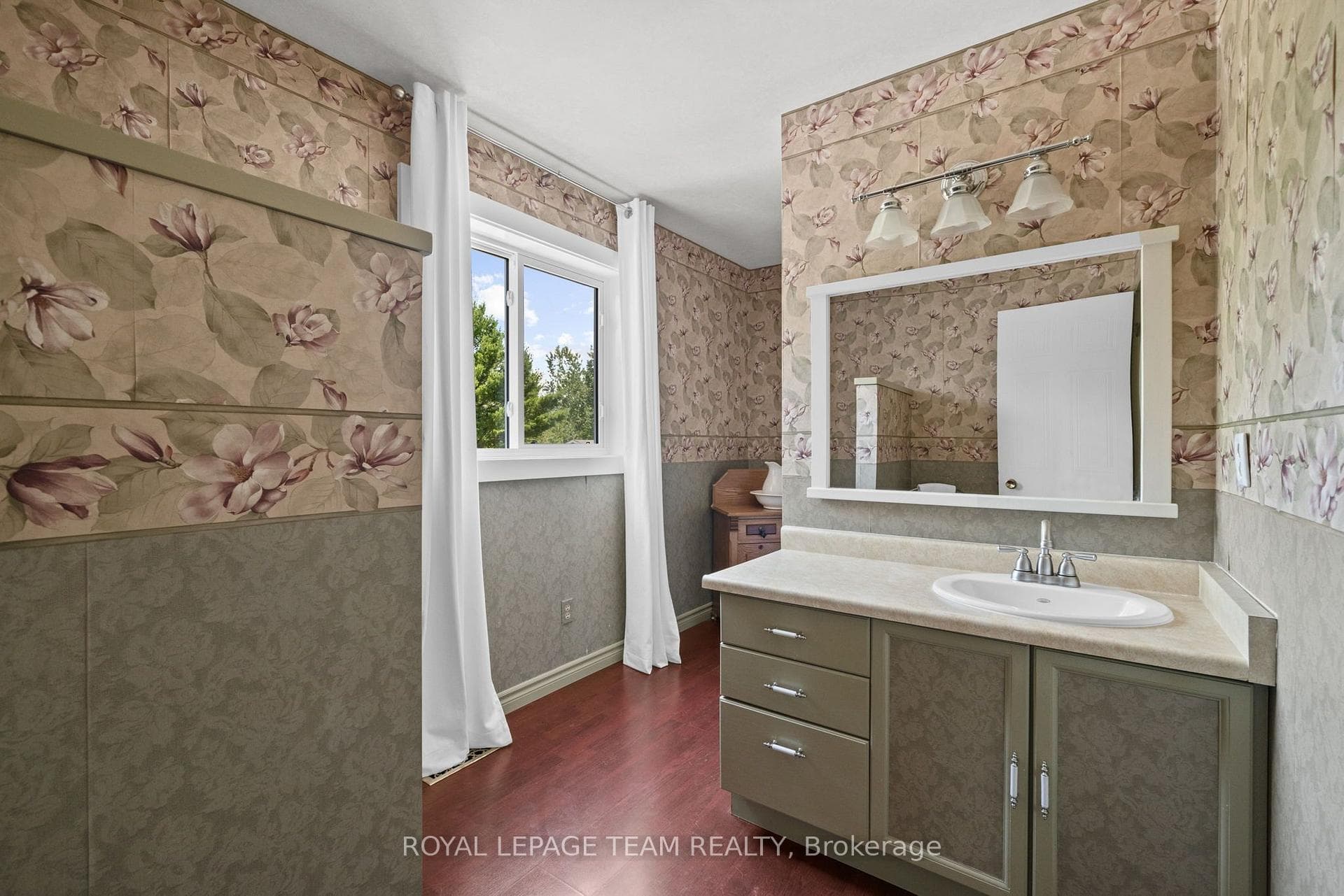9123 Mcarton Road photo 32