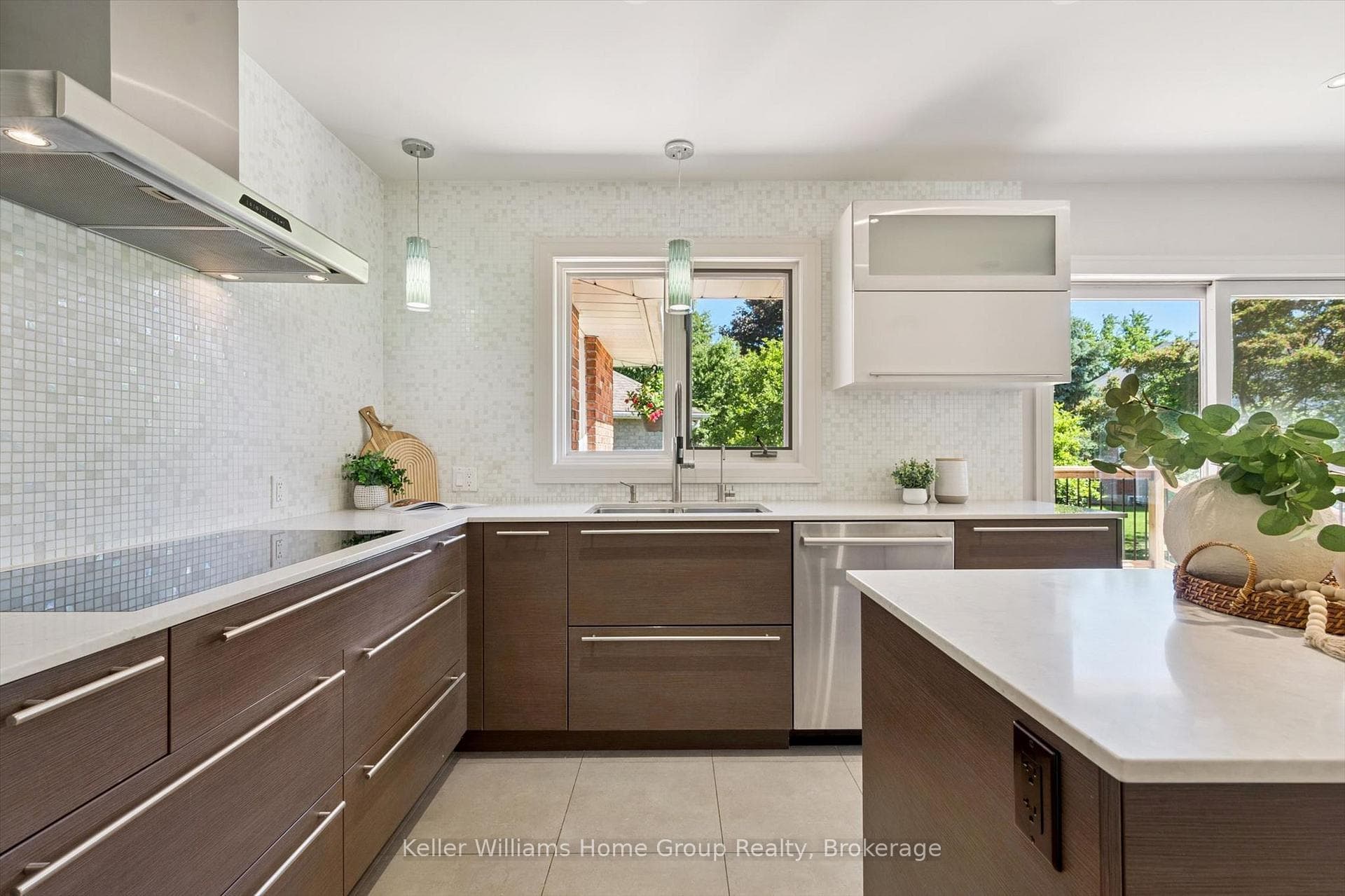 22 Lyle Place photo 18