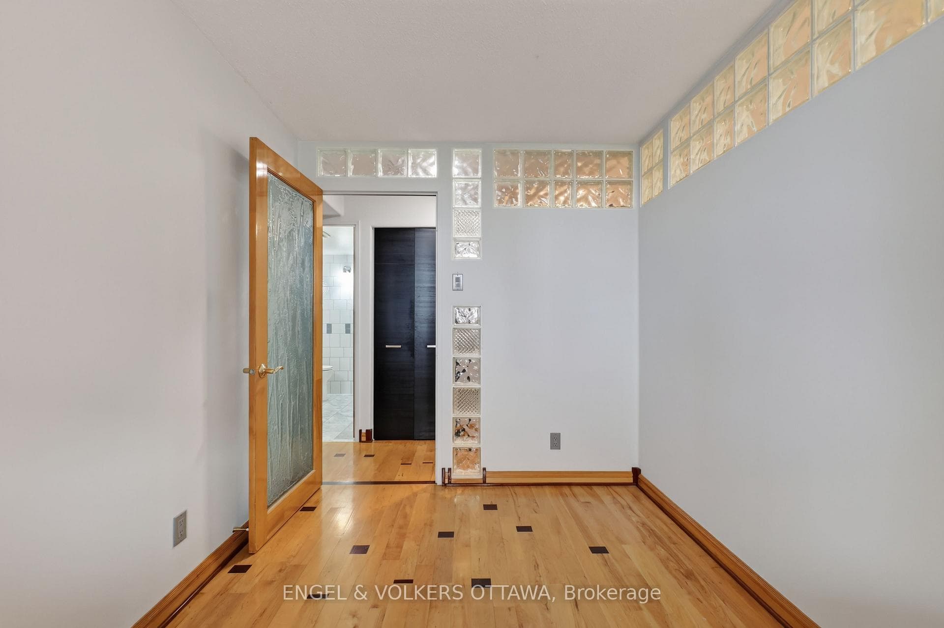 475 Laurier Avenue Unit 1007 photo 31