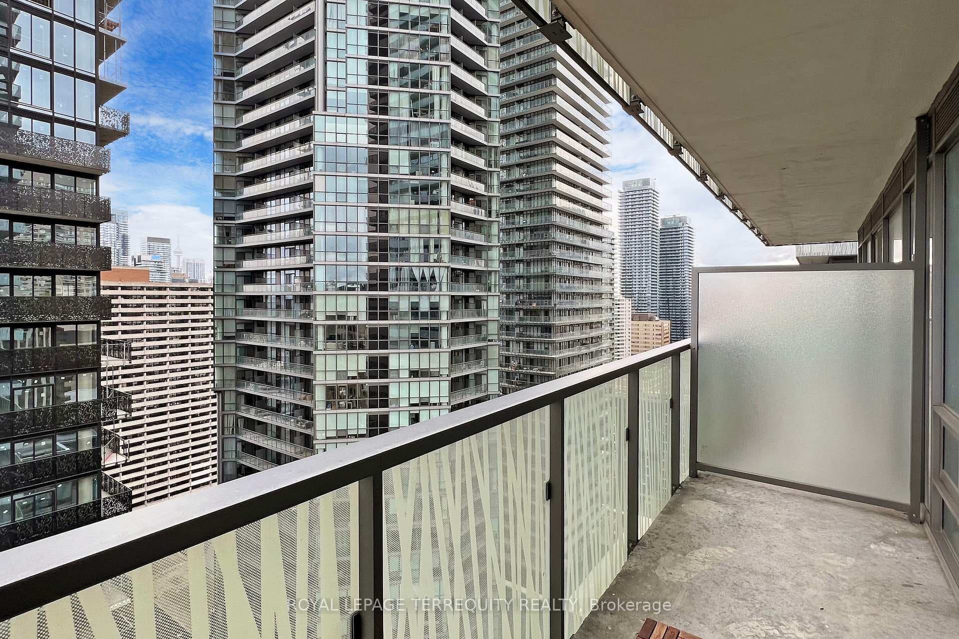 50 Charles Street Unit 2104 photo 3