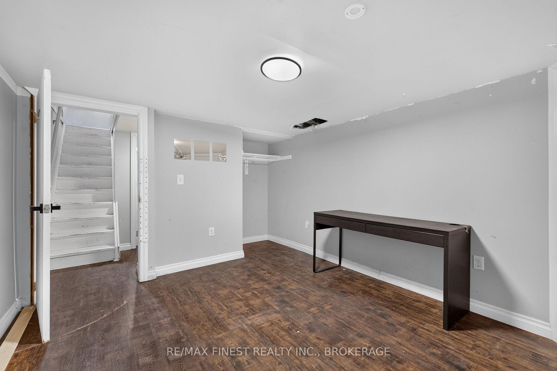 358 Johnson Street photo 20