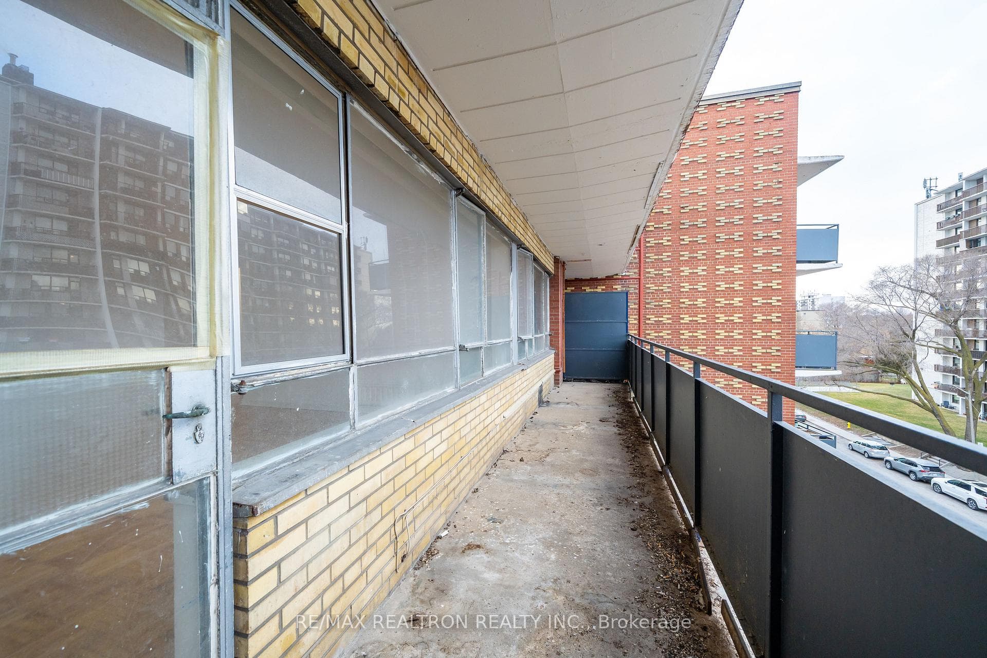 165 Cosburn Avenue Unit 508 photo 11