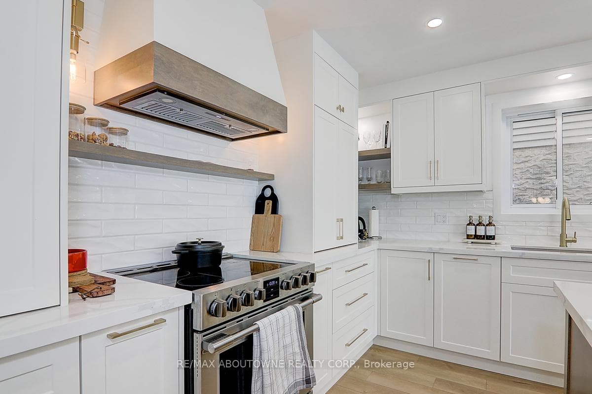 17 Gilmore Crescent photo 19