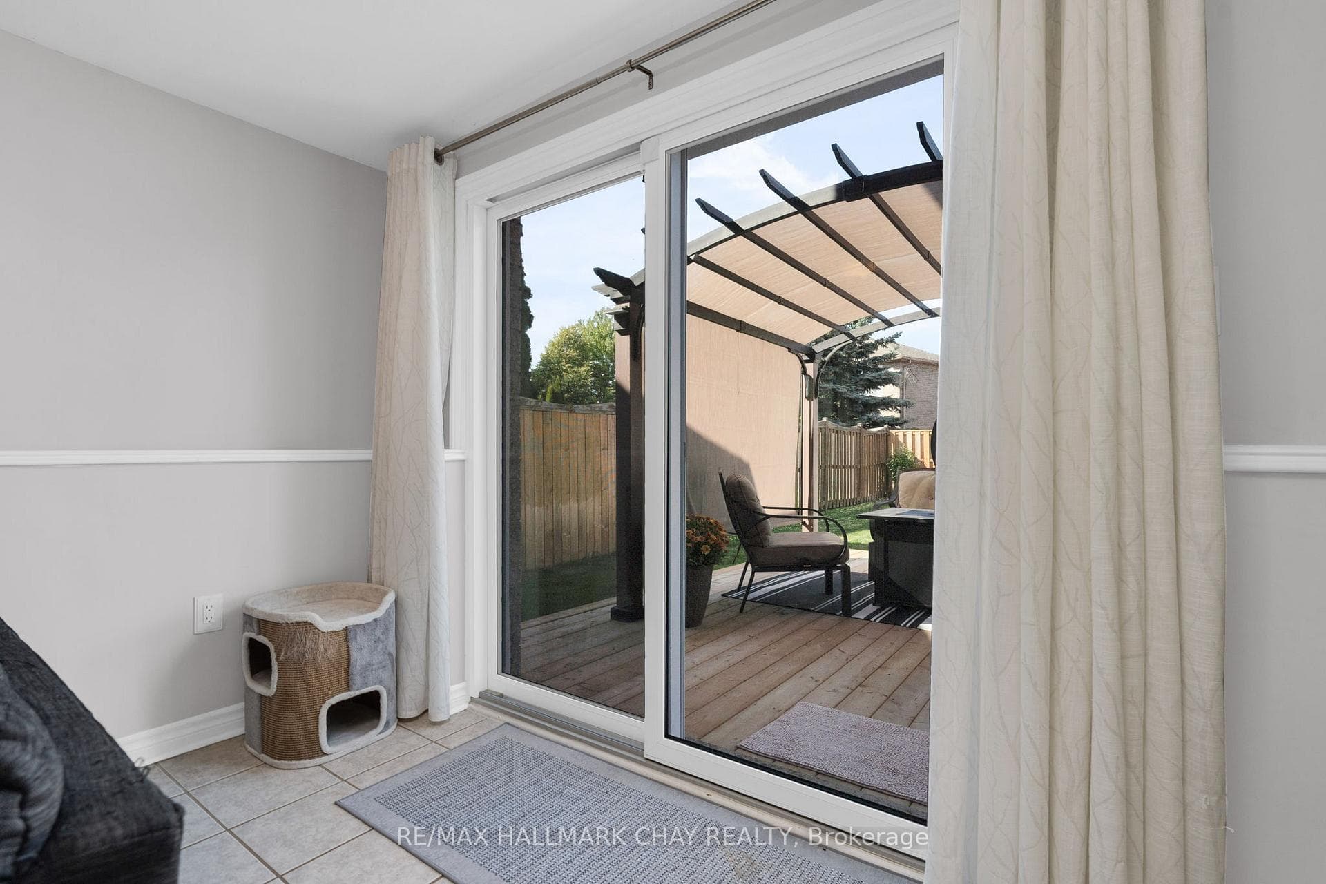 166 Country Lane photo 26